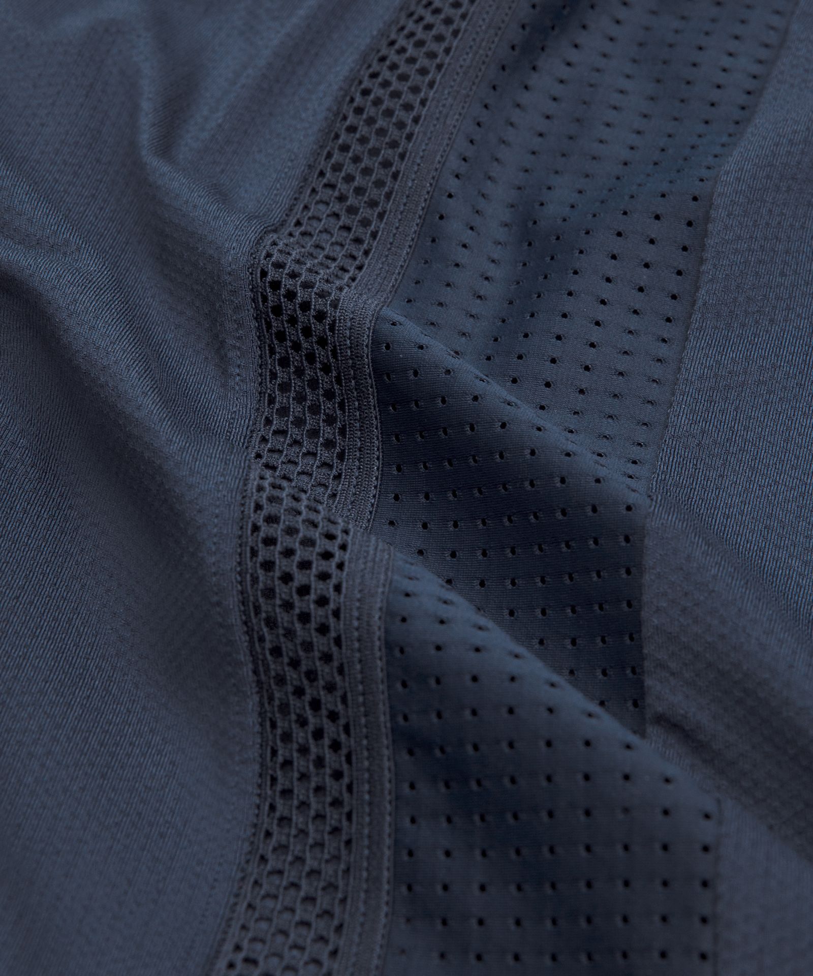 Мужская теннисная рубашка Lululemon UV-Protective с сетчатыми вставками — фото 8