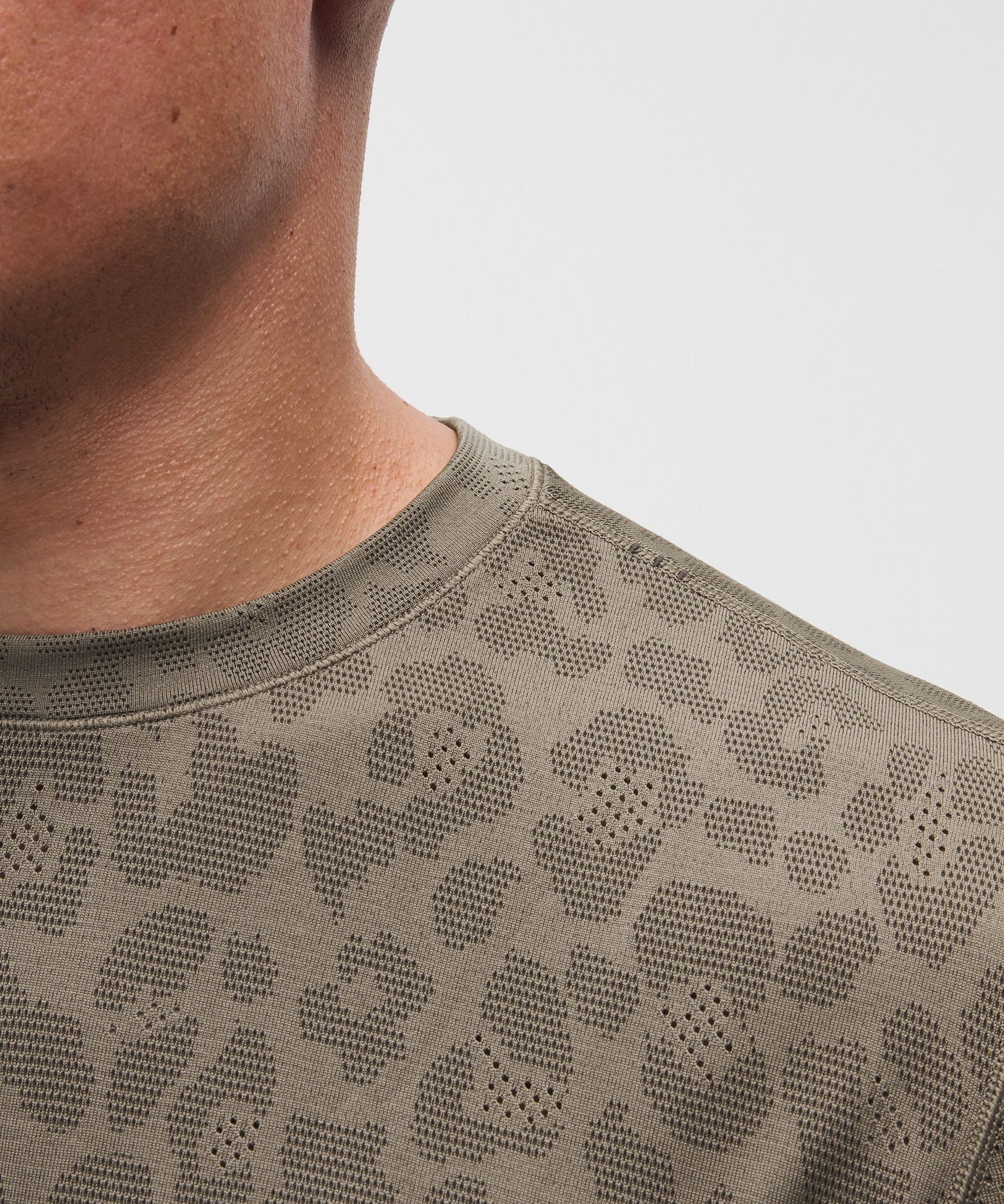Metal Vent Tech Relaxed-Fit Short-Sleeve Shirt