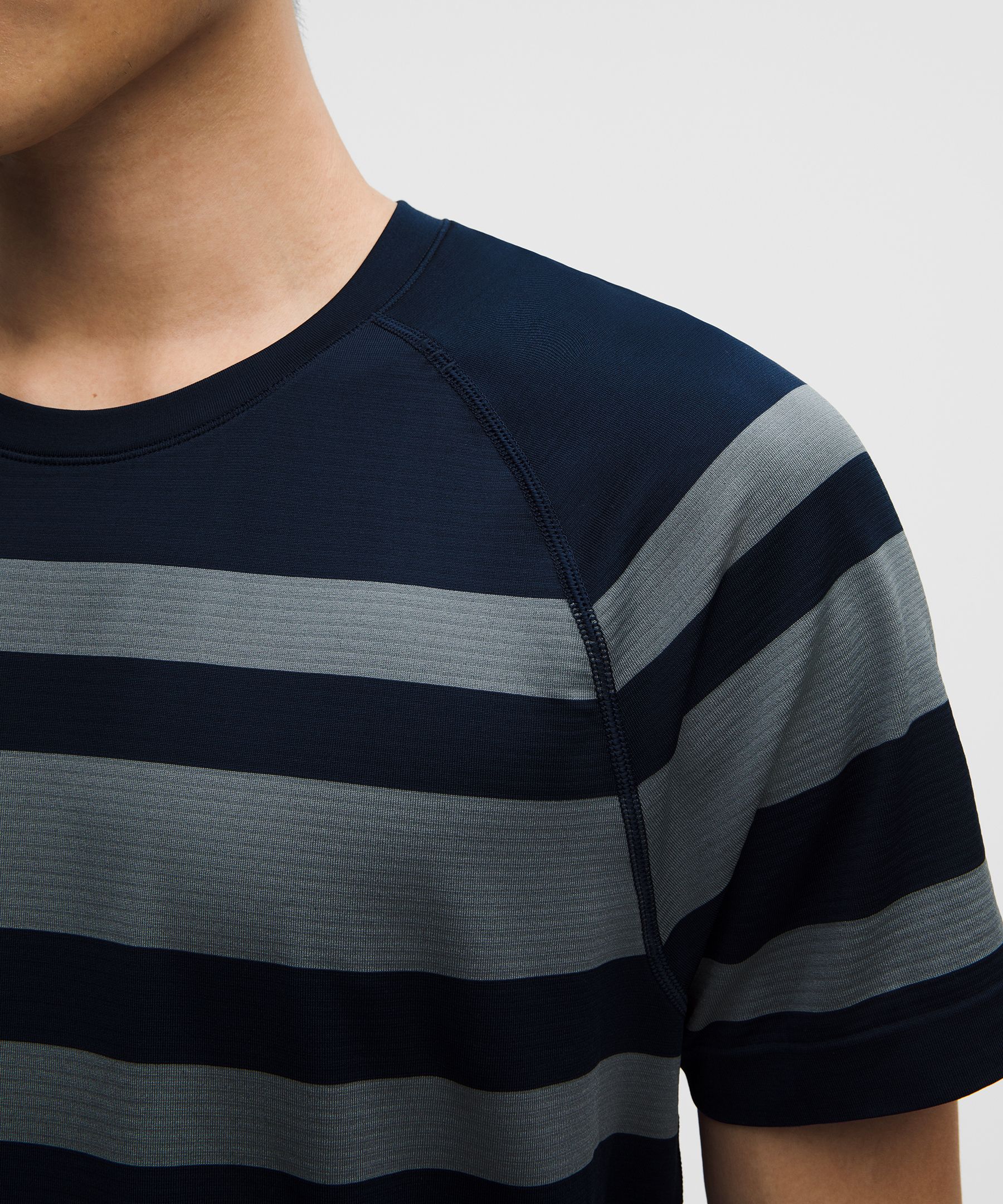 Metal Vent Tech Short-Sleeve Shirt