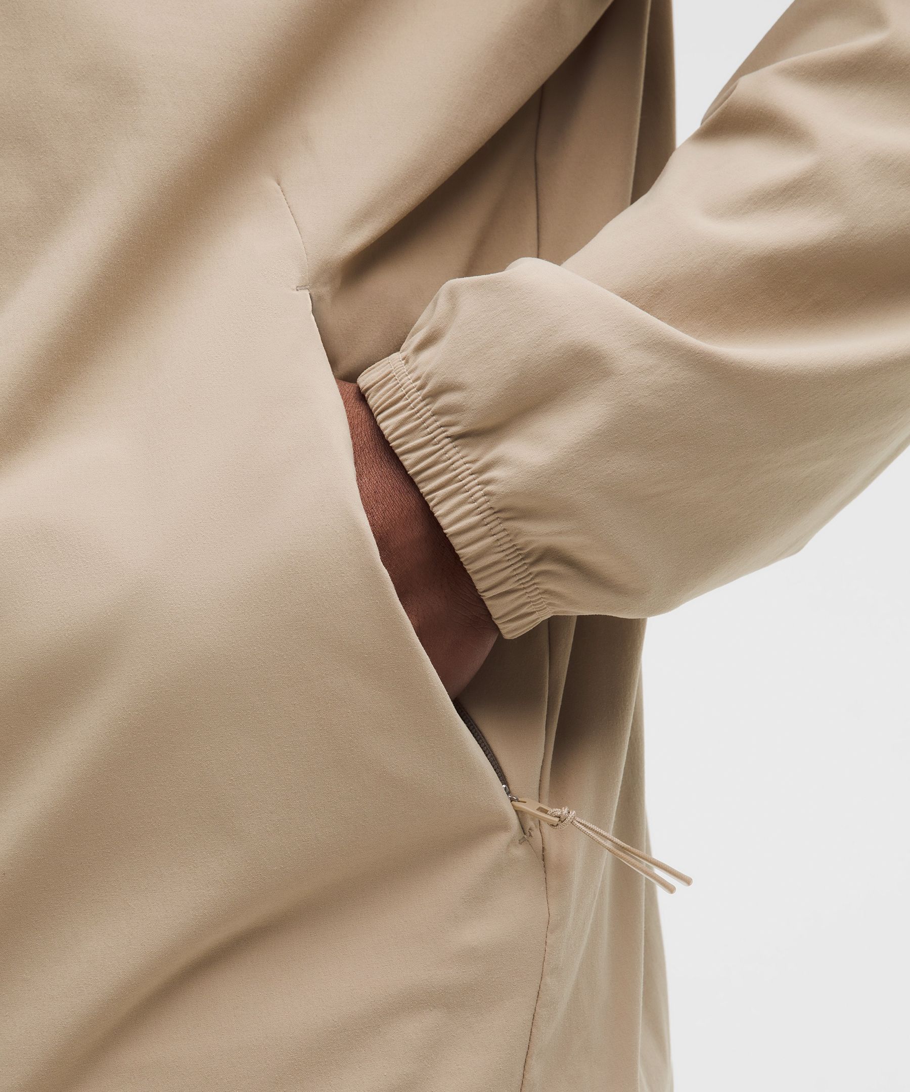 Lightweight Water-Repellent Golf Jacket