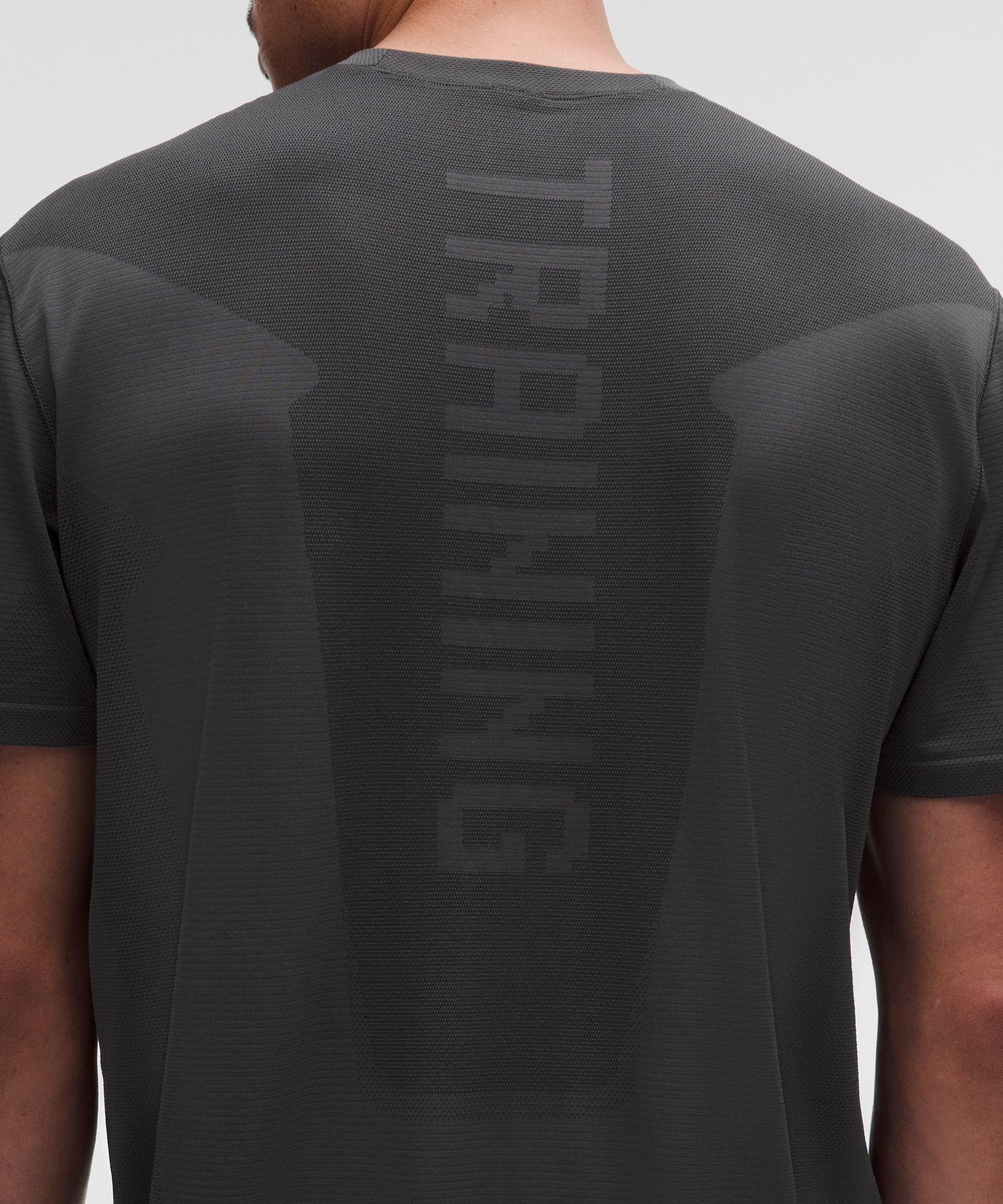 Metal Vent Tech Relaxed-Fit Short-Sleeve Shirt *Training