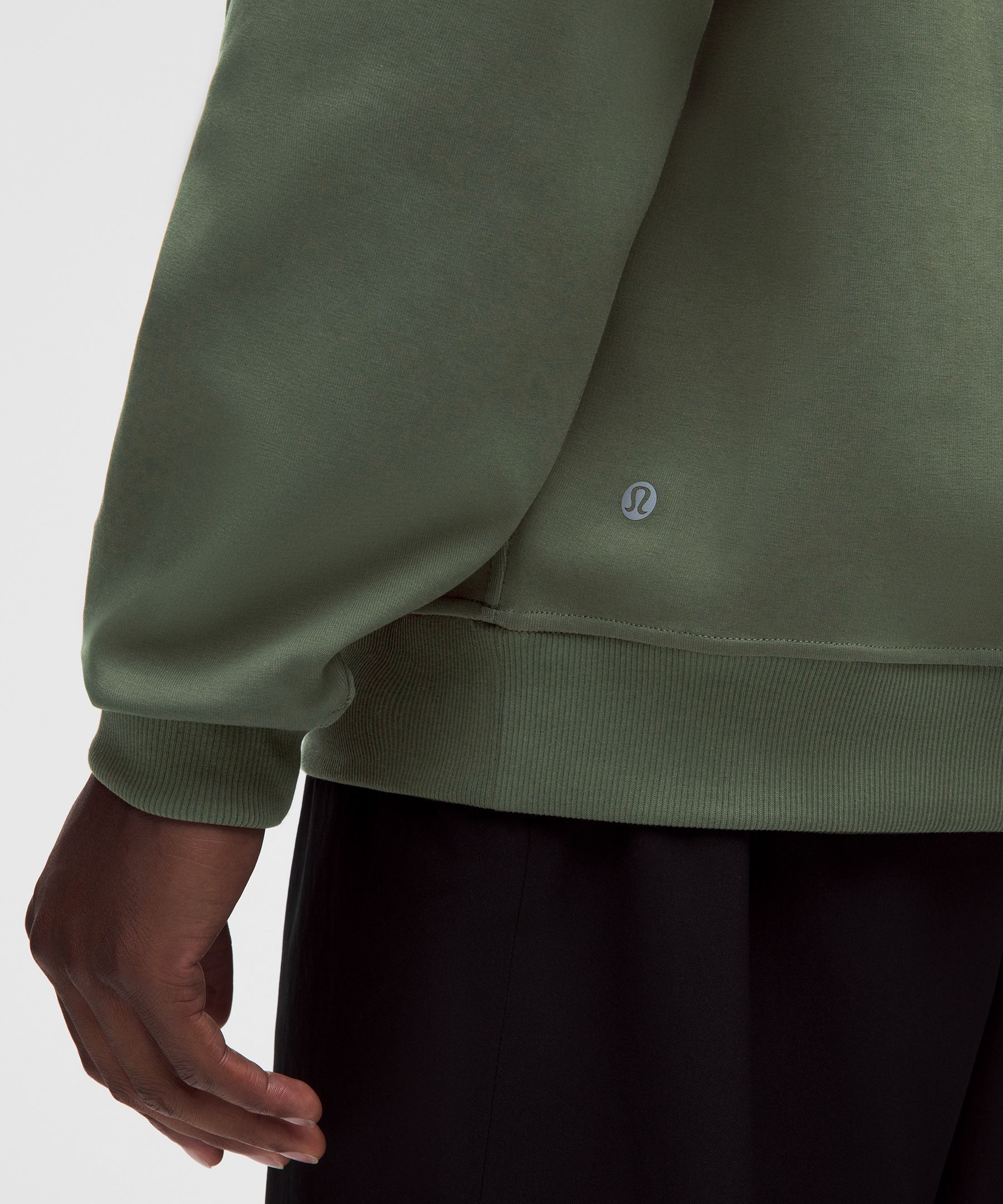 Grand Standard Long-Sleeve Crew