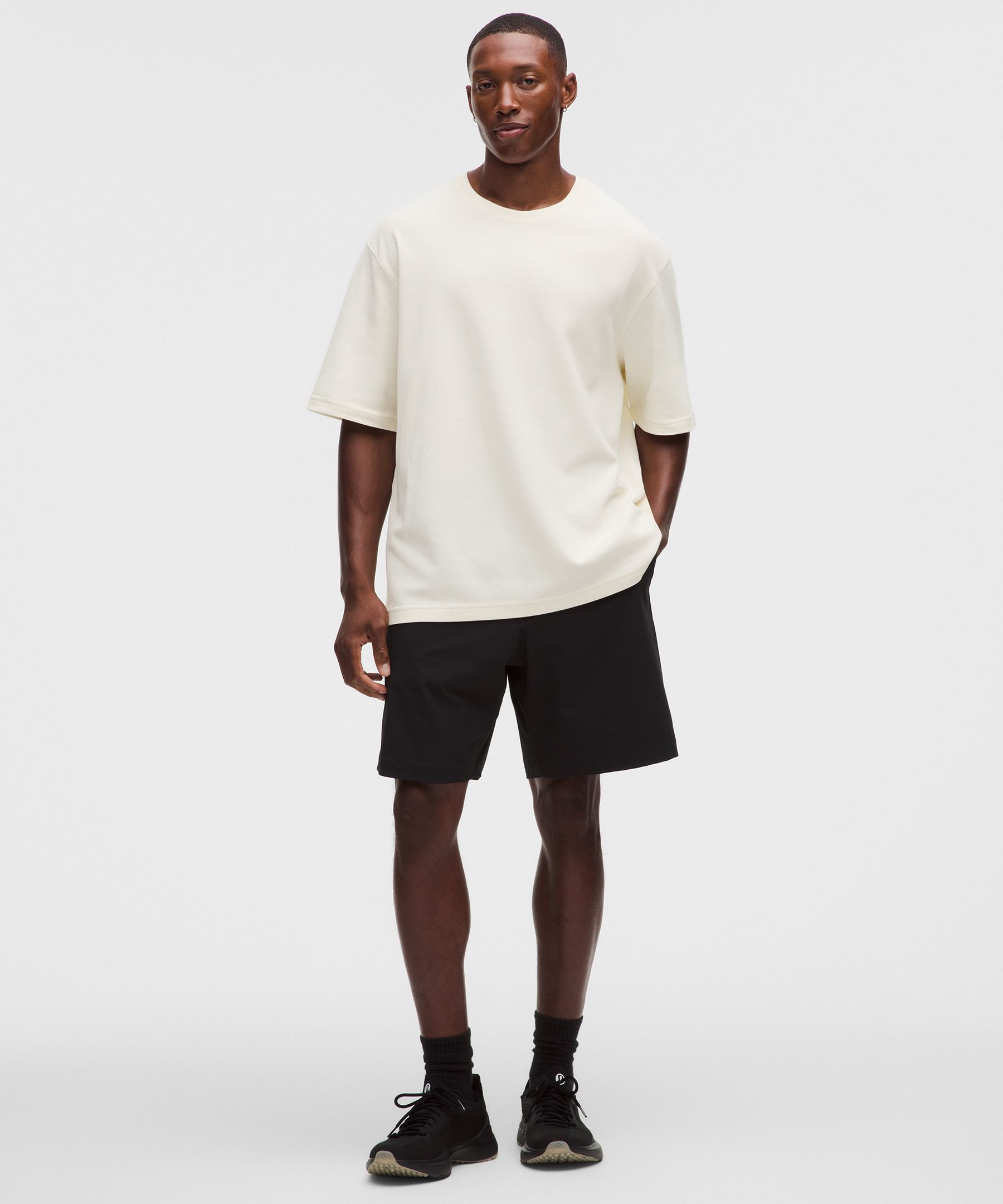 Playera Pique Performer de ajuste relajado