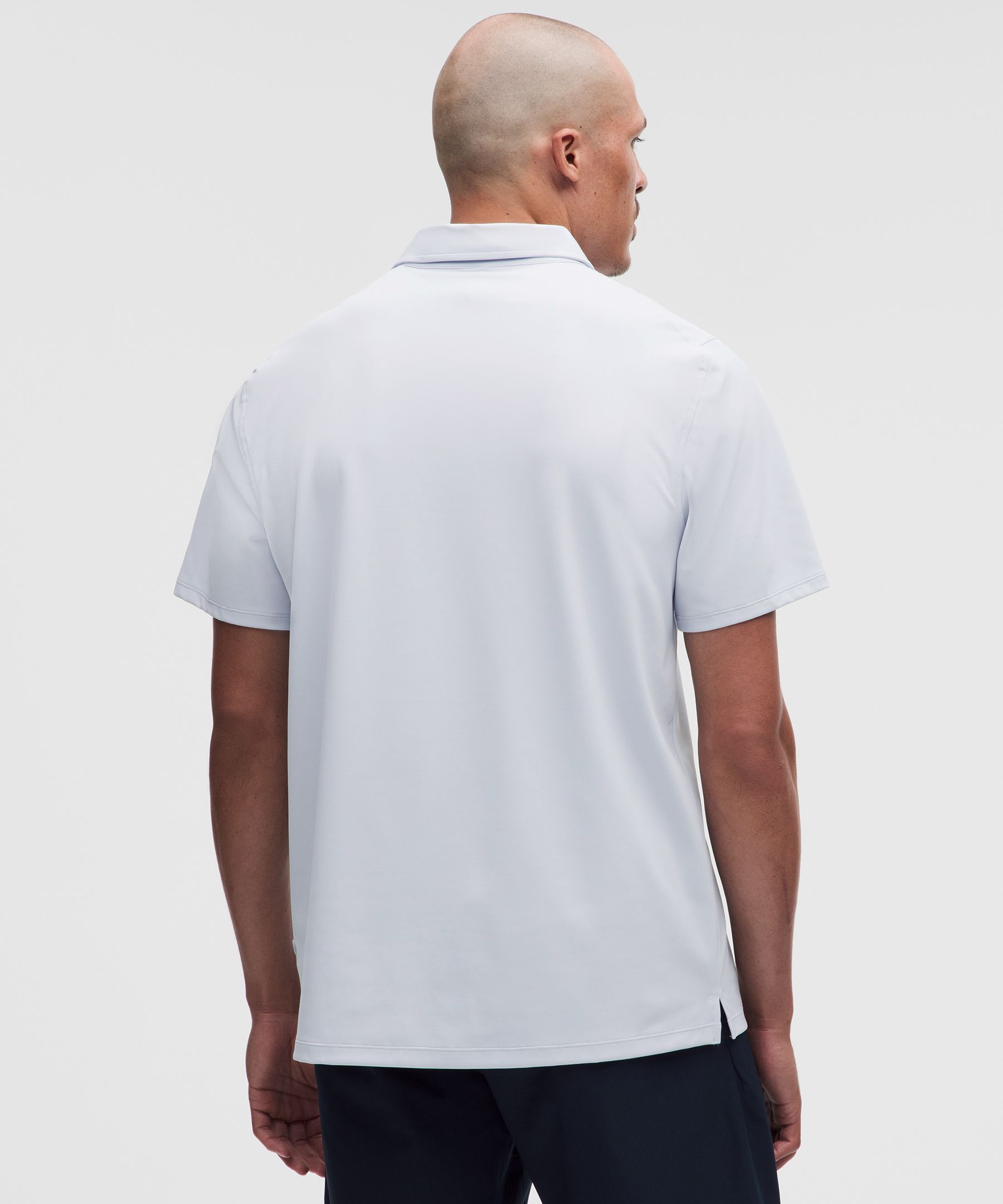 Polo ShowZero&trade; coupe classique pour hommes