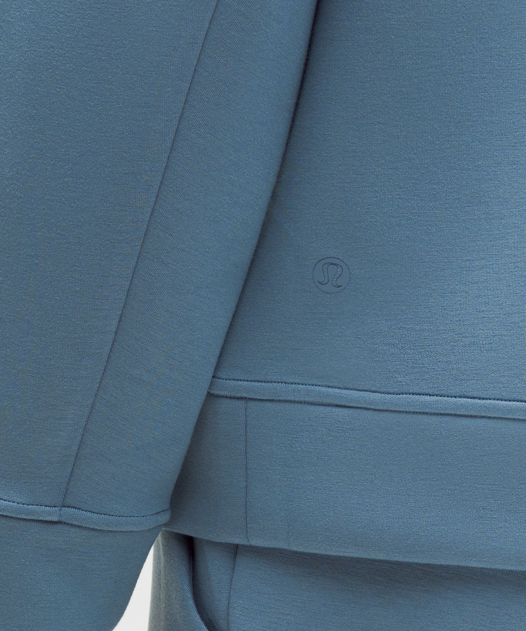 Smooth Spacer Classic-Fit Crew