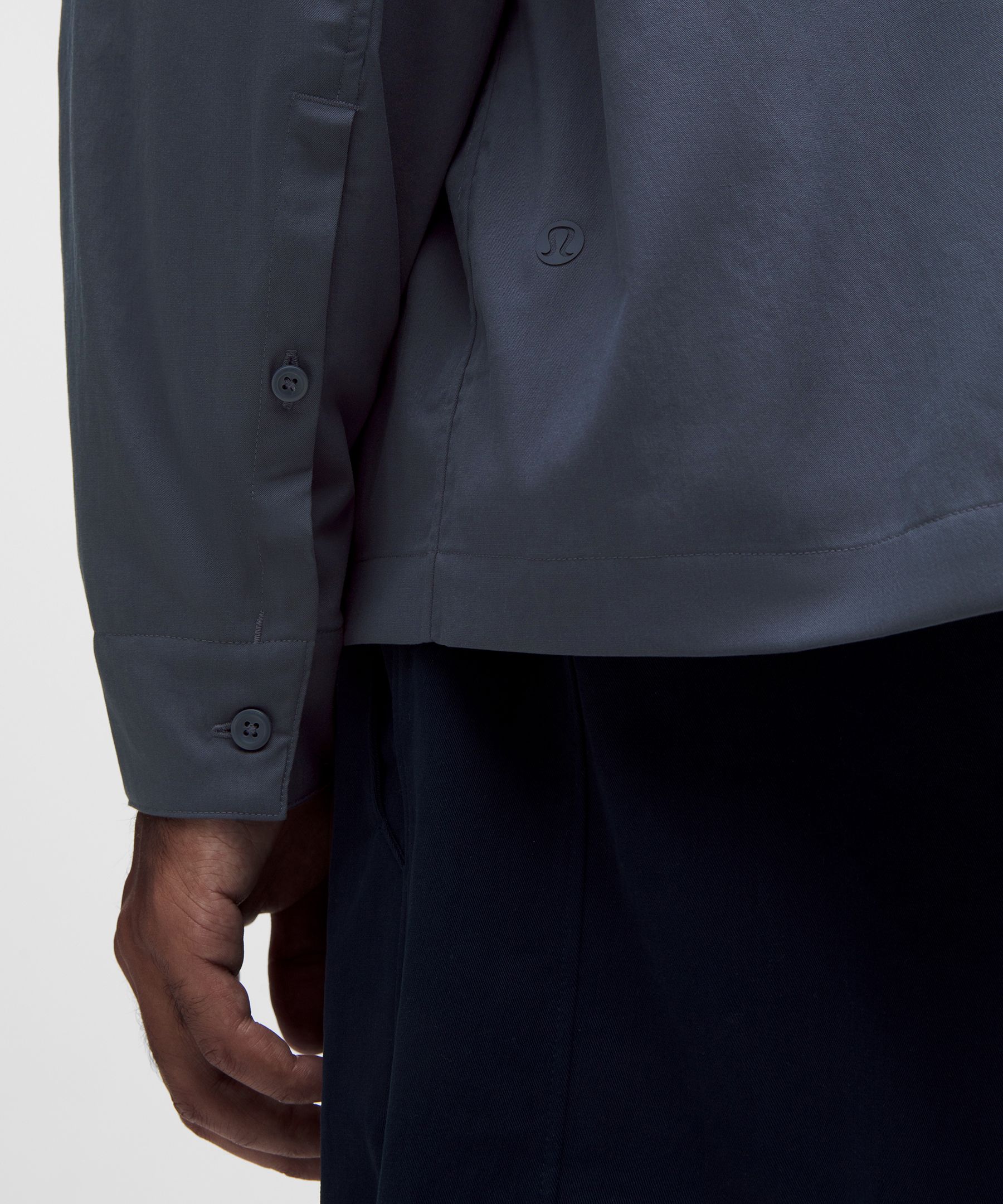 Unshaken Langarmshirt mit Kragen
