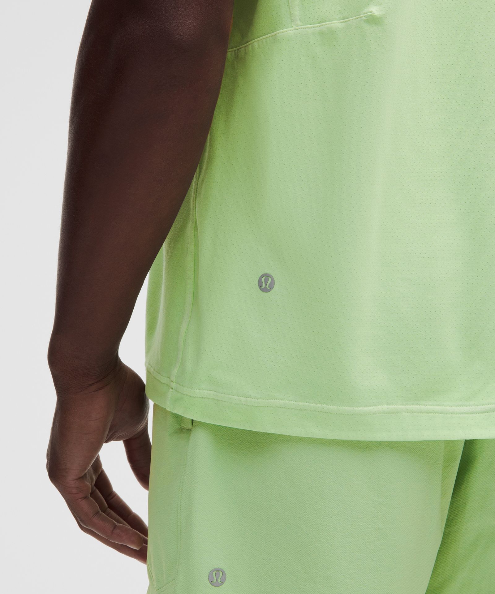 Lululemon EasySet Training Short-Sleeve Shirt — фото 5