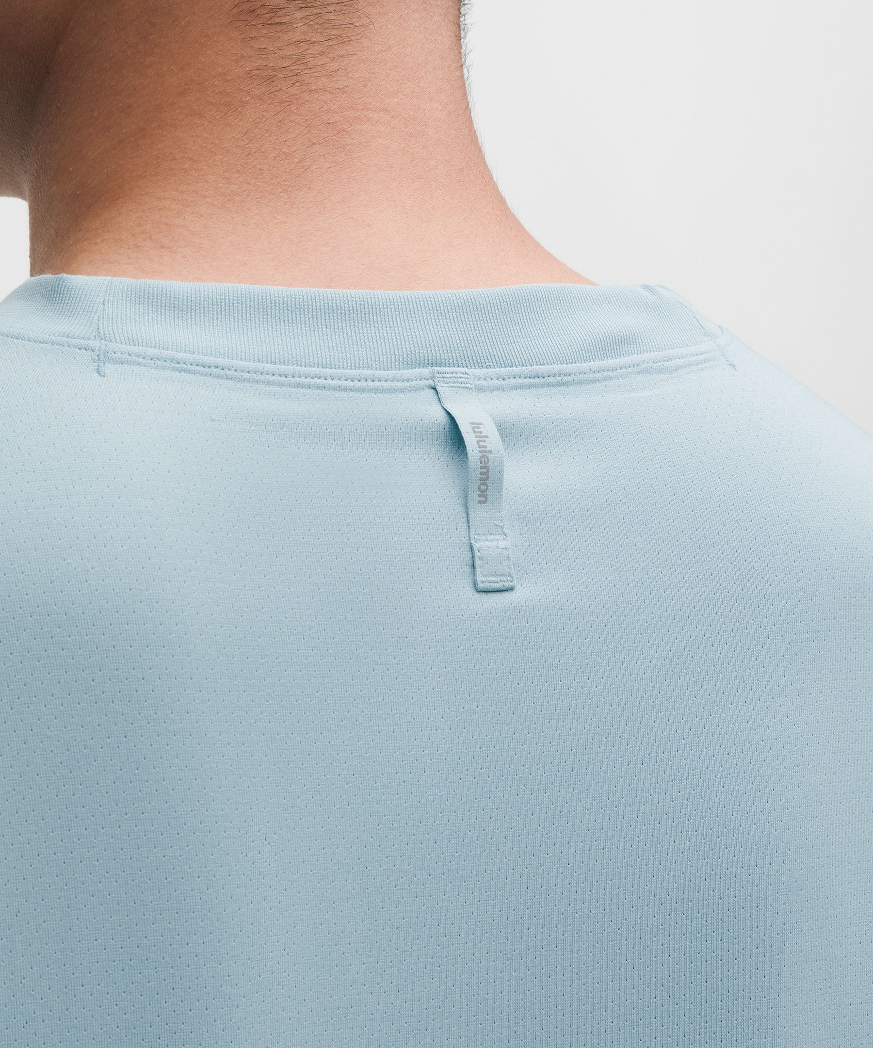 EasySet Training Short-Sleeve Shirt