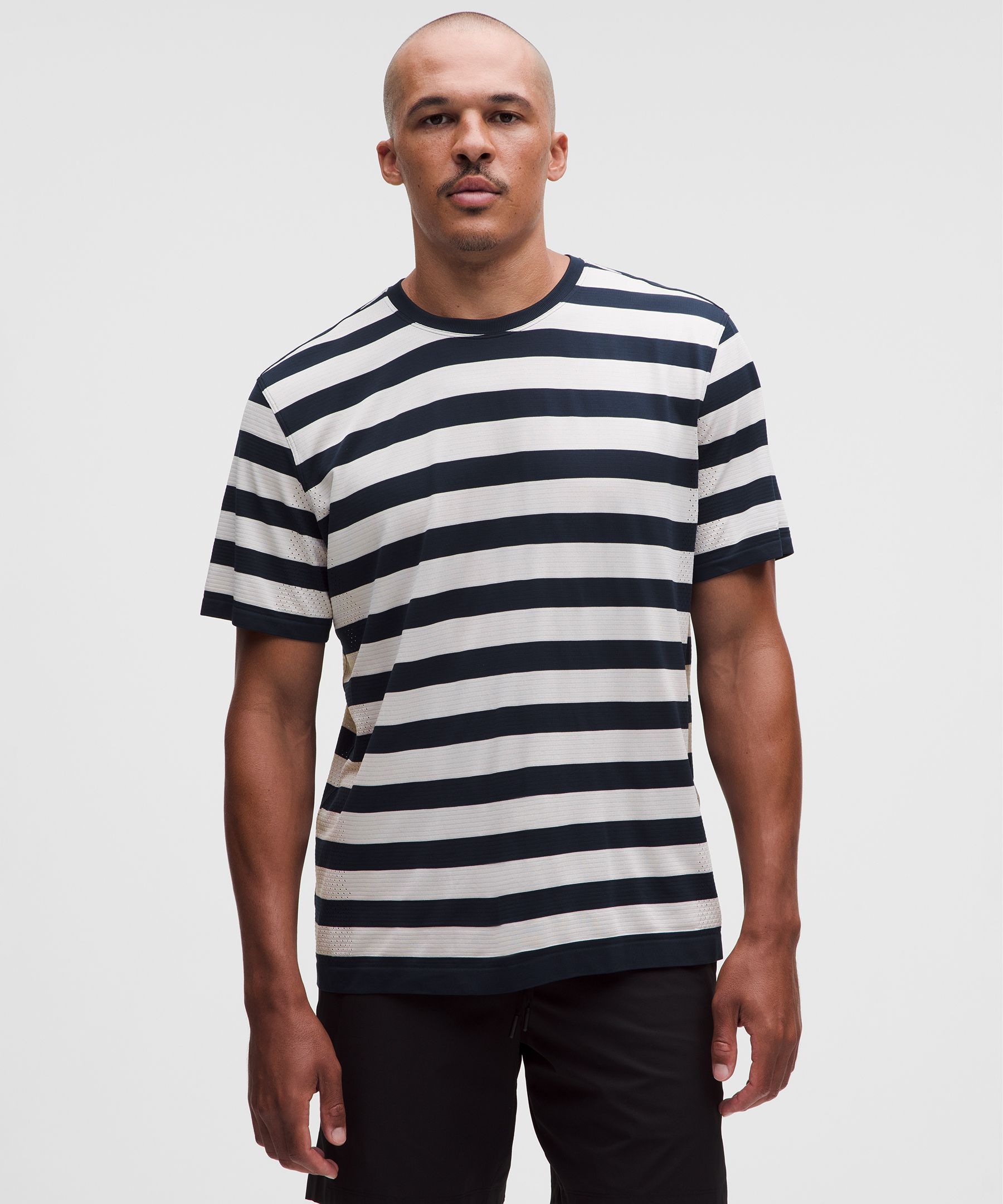 Metal Vent Tech Relaxed-Fit Short-Sleeve Shirt