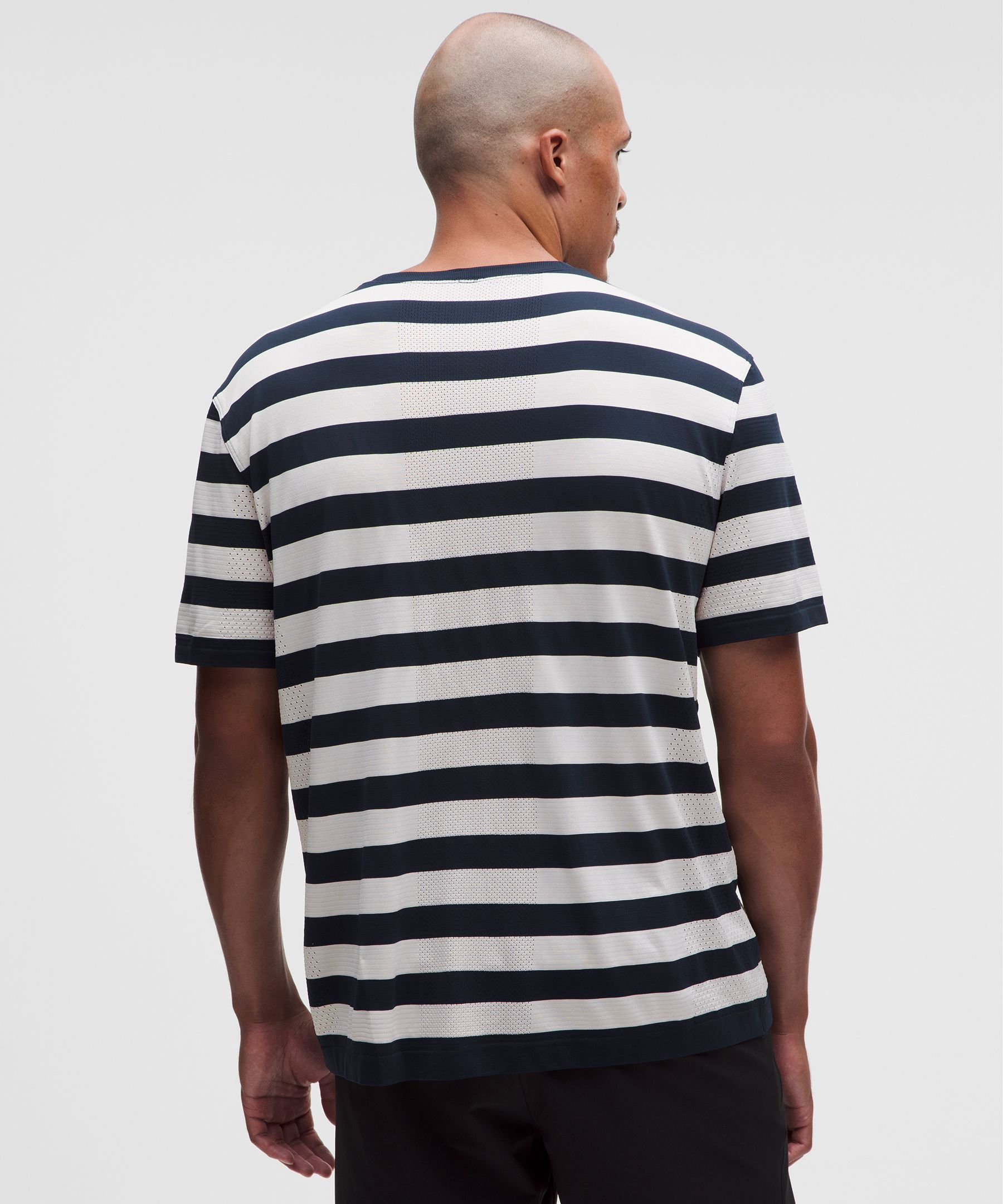 Metal Vent Tech Relaxed-Fit Short-Sleeve Shirt