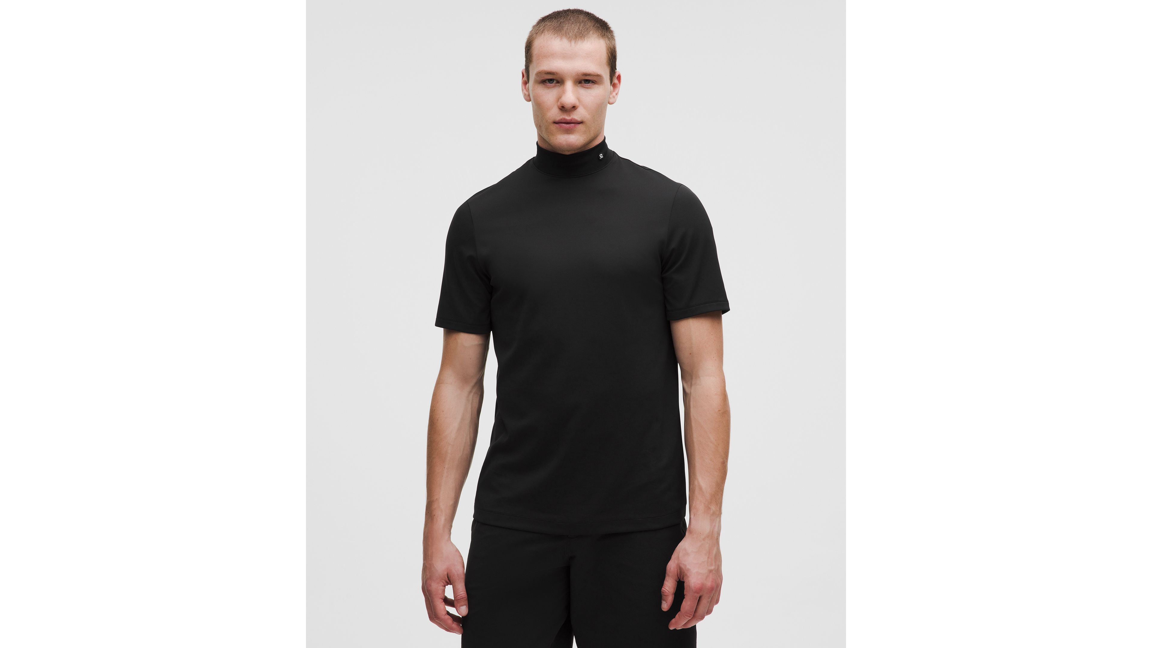 ShowZero Slim-Fit Mockneck Shirt