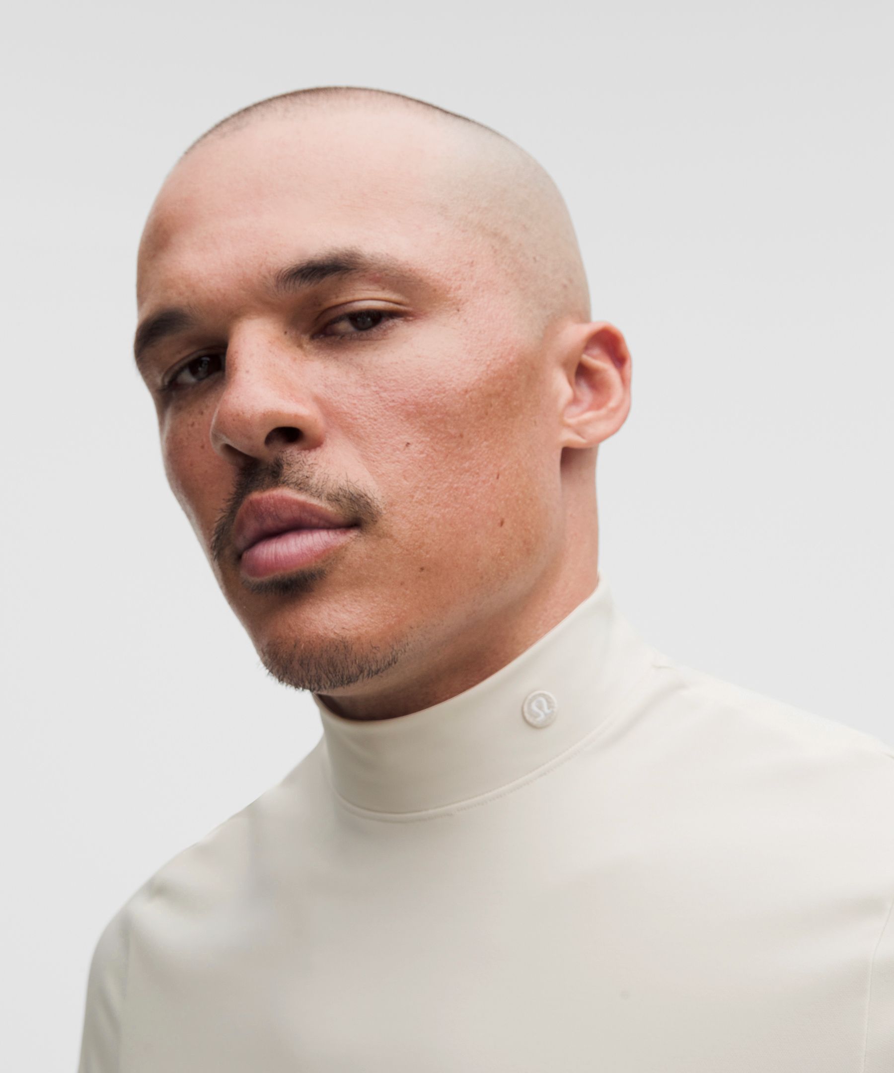 Slim-Fit Mockneck Shirt *ShowZero&trade;