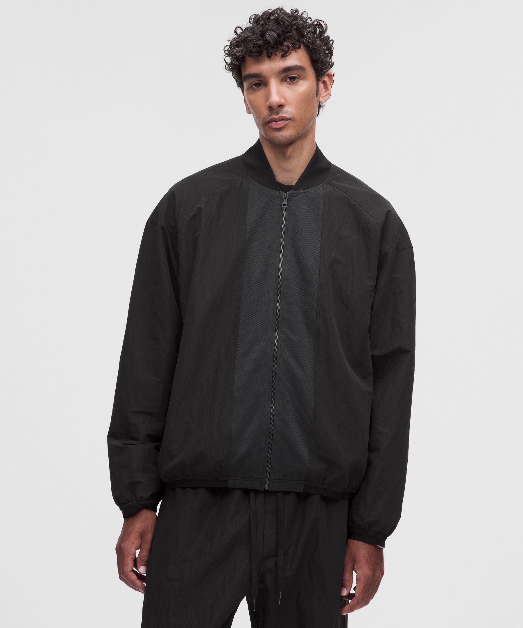 Veste de surv&ecirc;tement &agrave; empi&egrave;cement en mesh