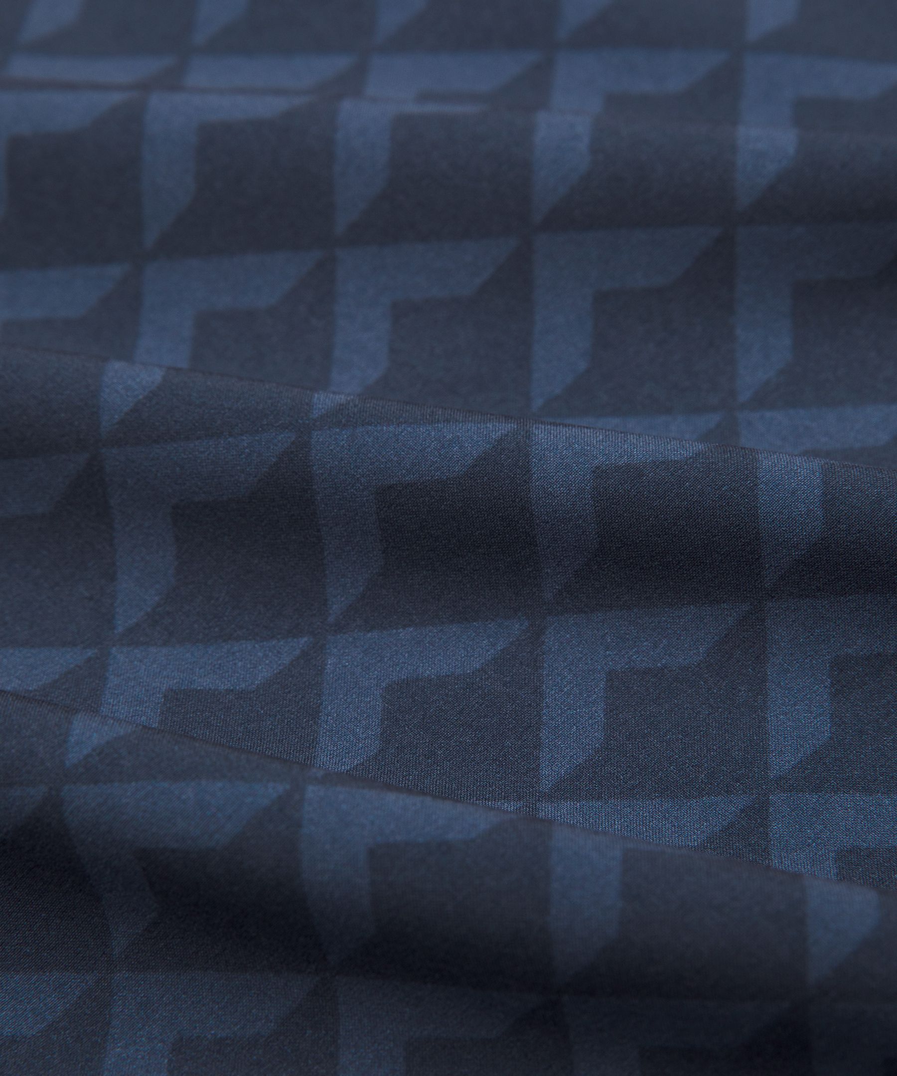 Swift Ultra Light Button-Up Short-Sleeve Shirt