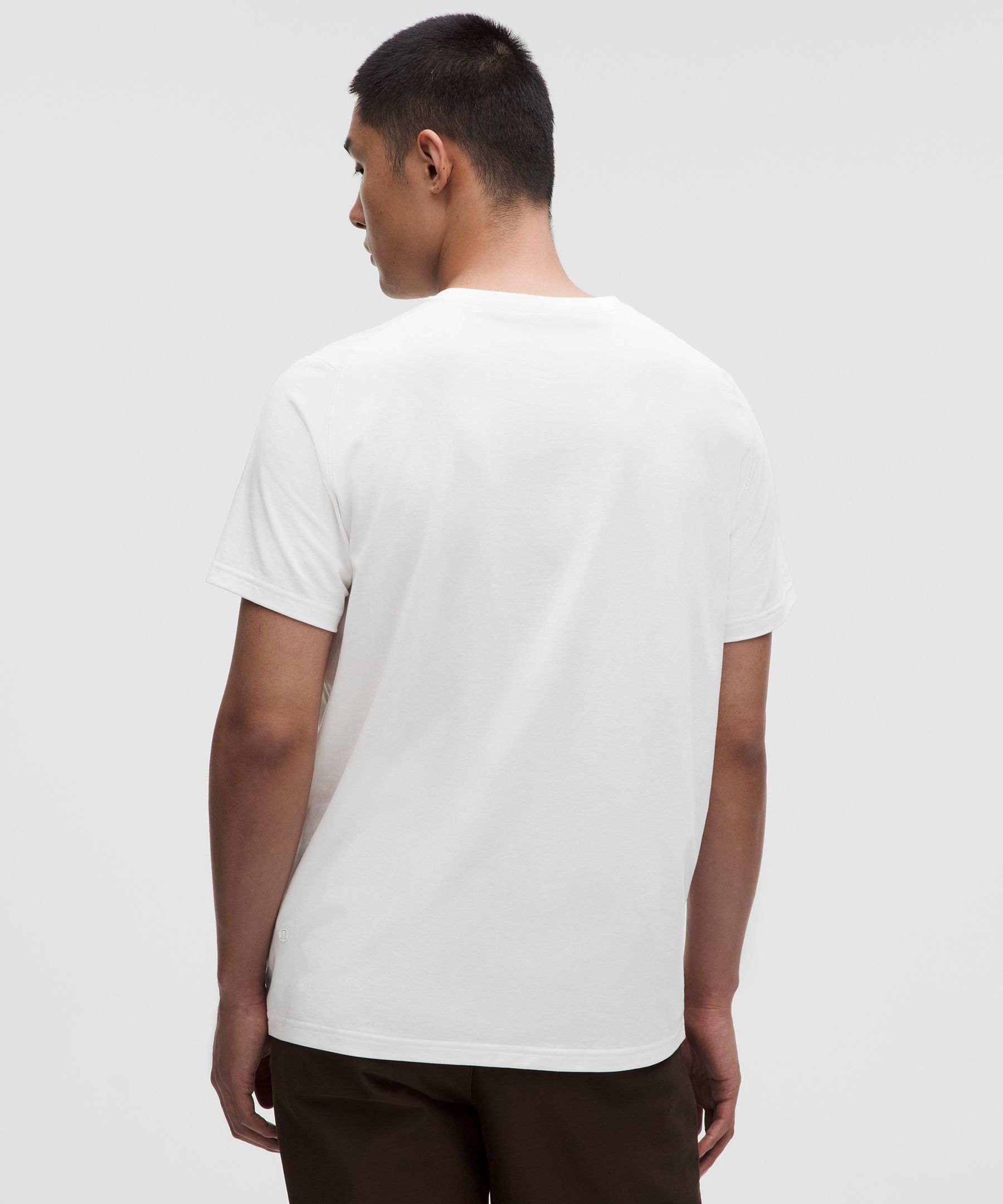 T-shirt classique en m&eacute;lange de coton