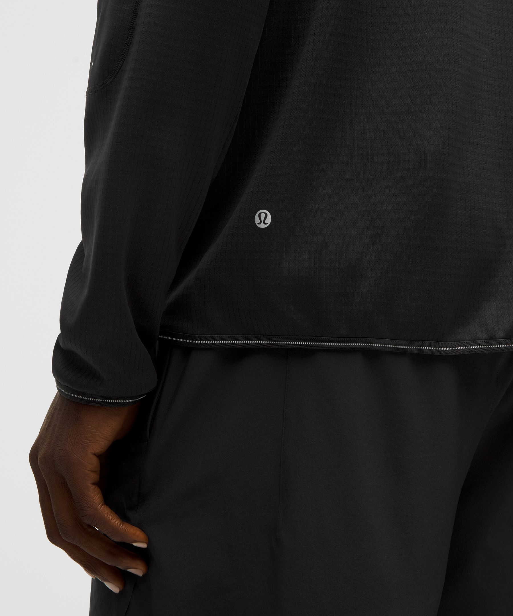 Fast and Free Grid-Texture Half Zip
