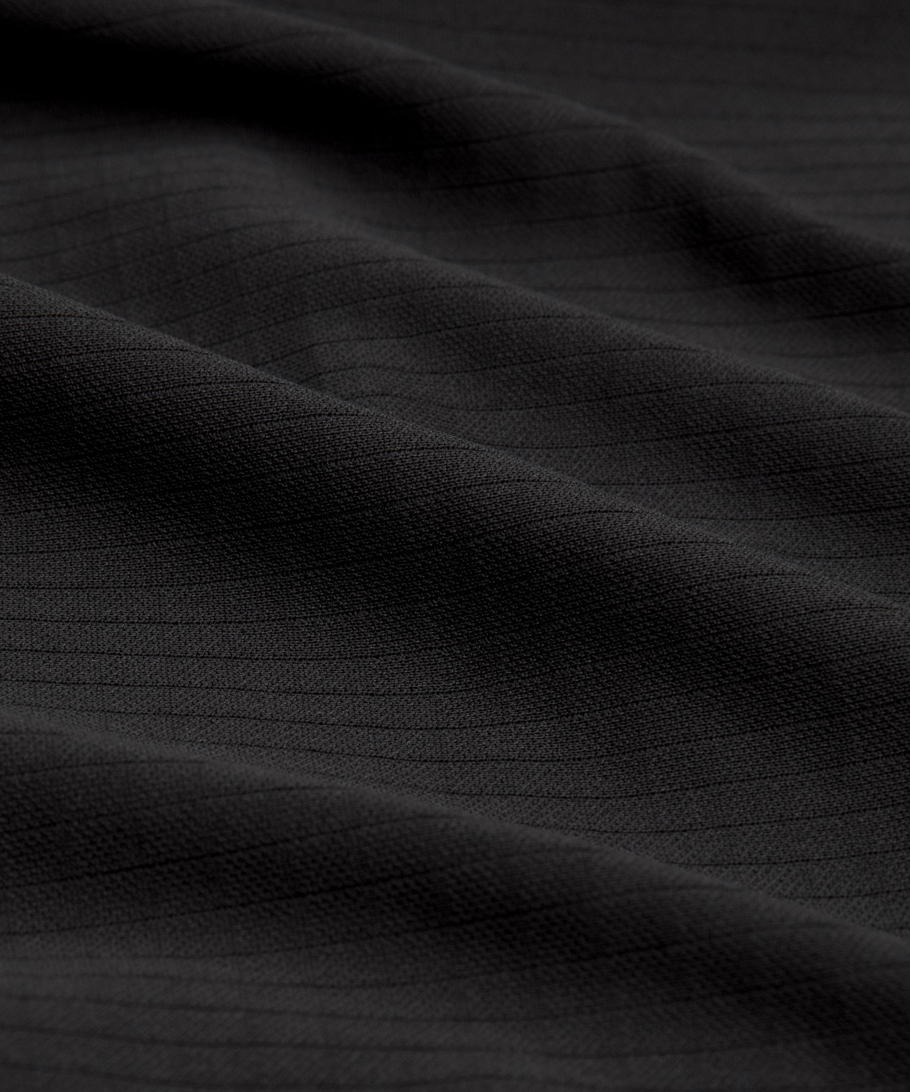 Fast and Free Grid-Texture Half Zip