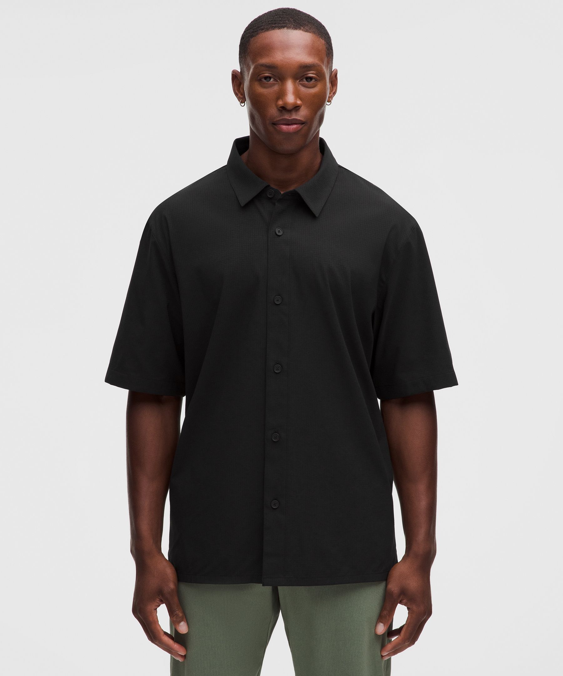 Airing Easy Relaxed Short-Sleeve Shirt