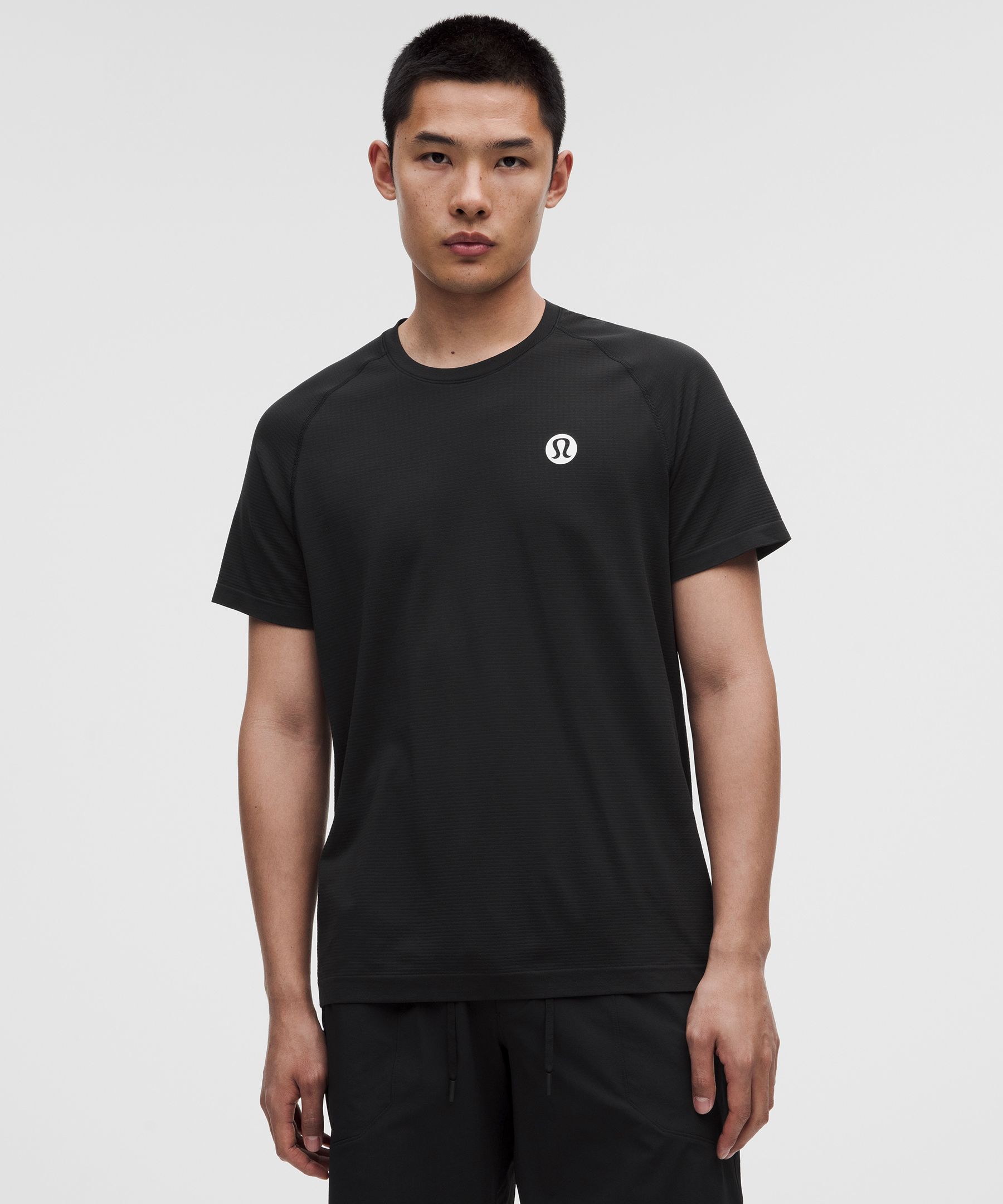 Metal Vent Tech Short-Sleeve Shirt *Logo