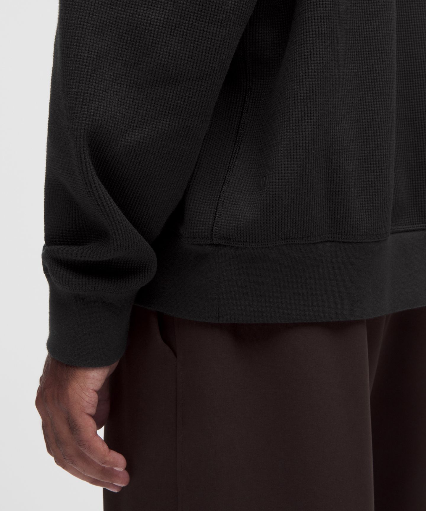 Мужской лонгслив Lululemon из хлопковой смеси, вафельная вязка, цвет: Чёрный — фото 2