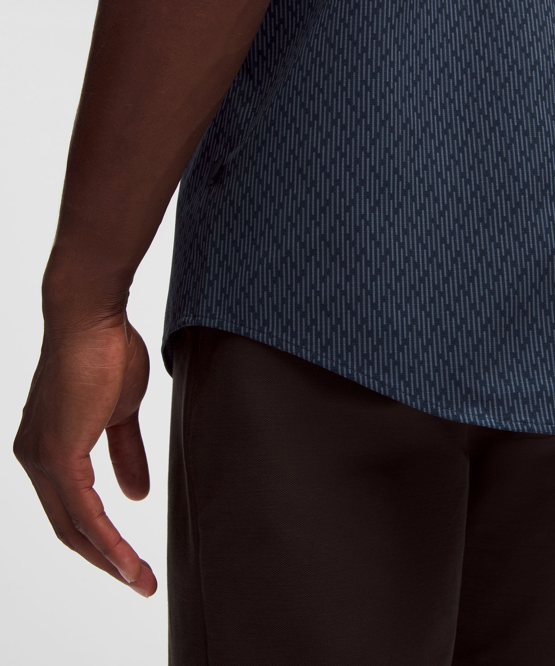 Airing Easy Short-Sleeve Shirt