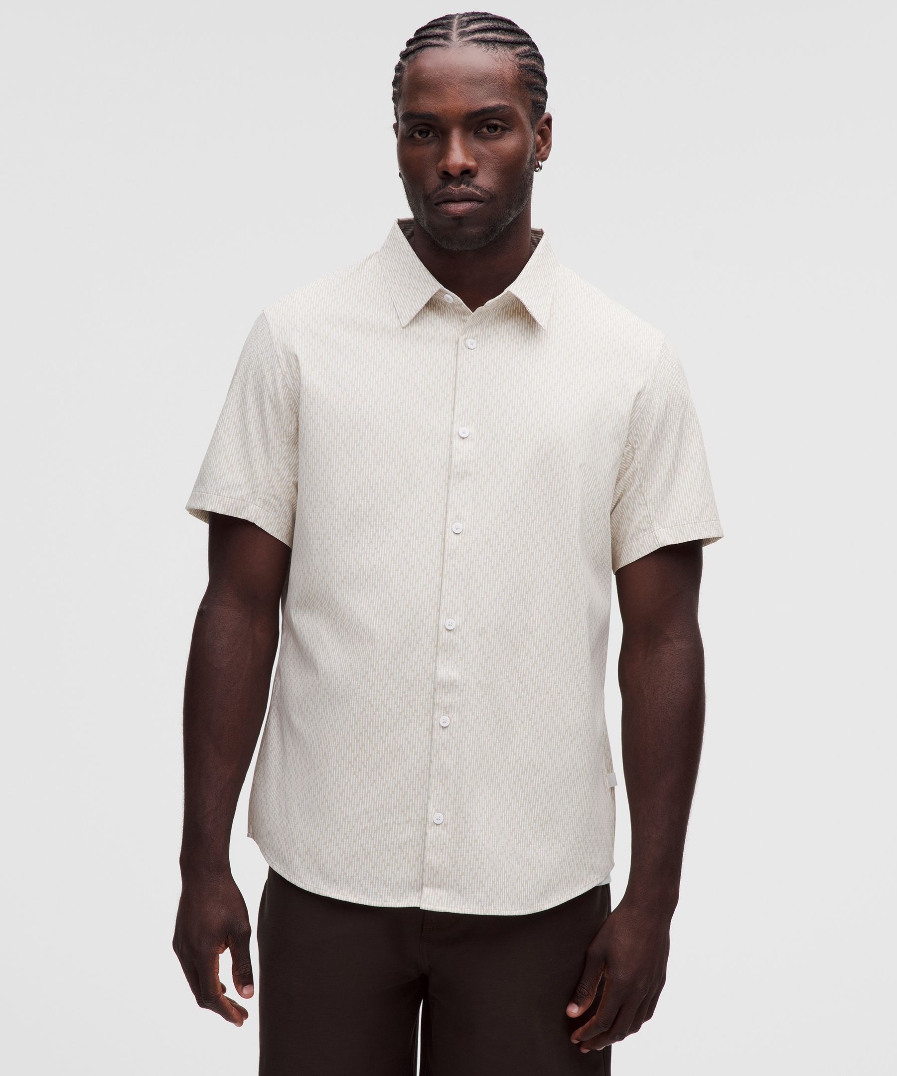 Airing Easy Short-Sleeve Shirt