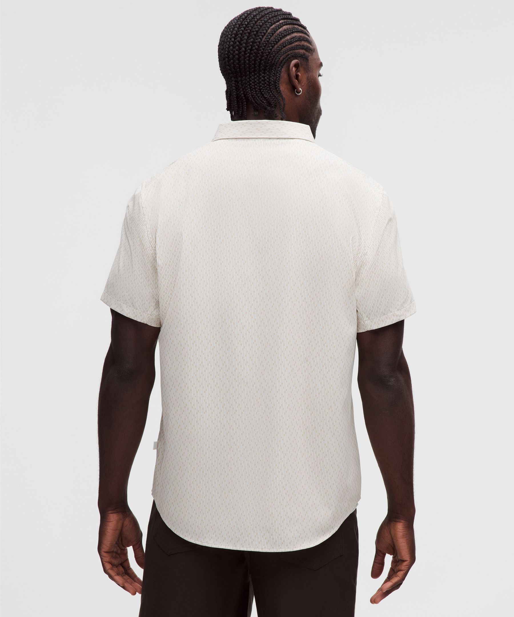 Airing Easy Short-Sleeve Shirt