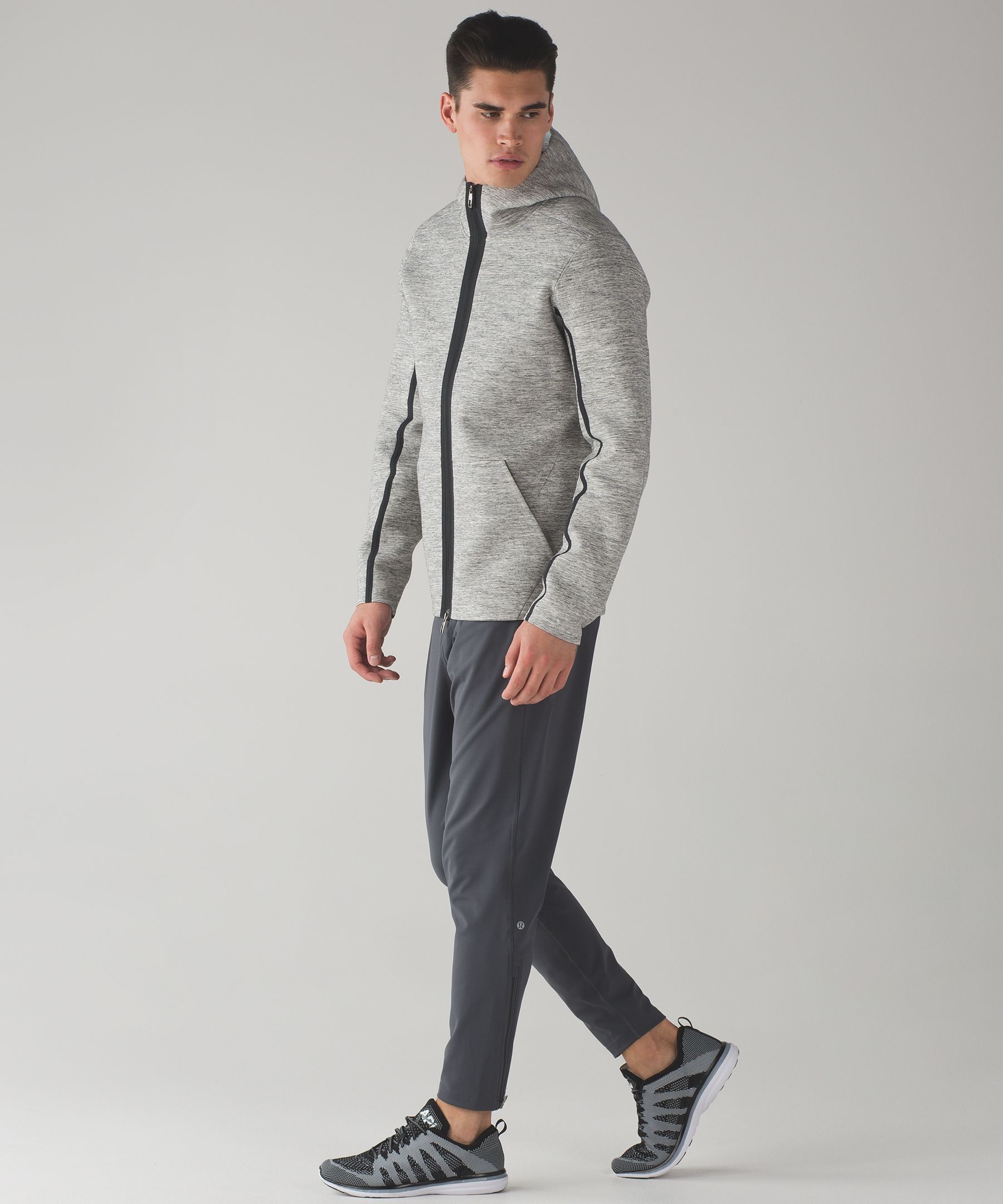 lululemon stratum hoodie