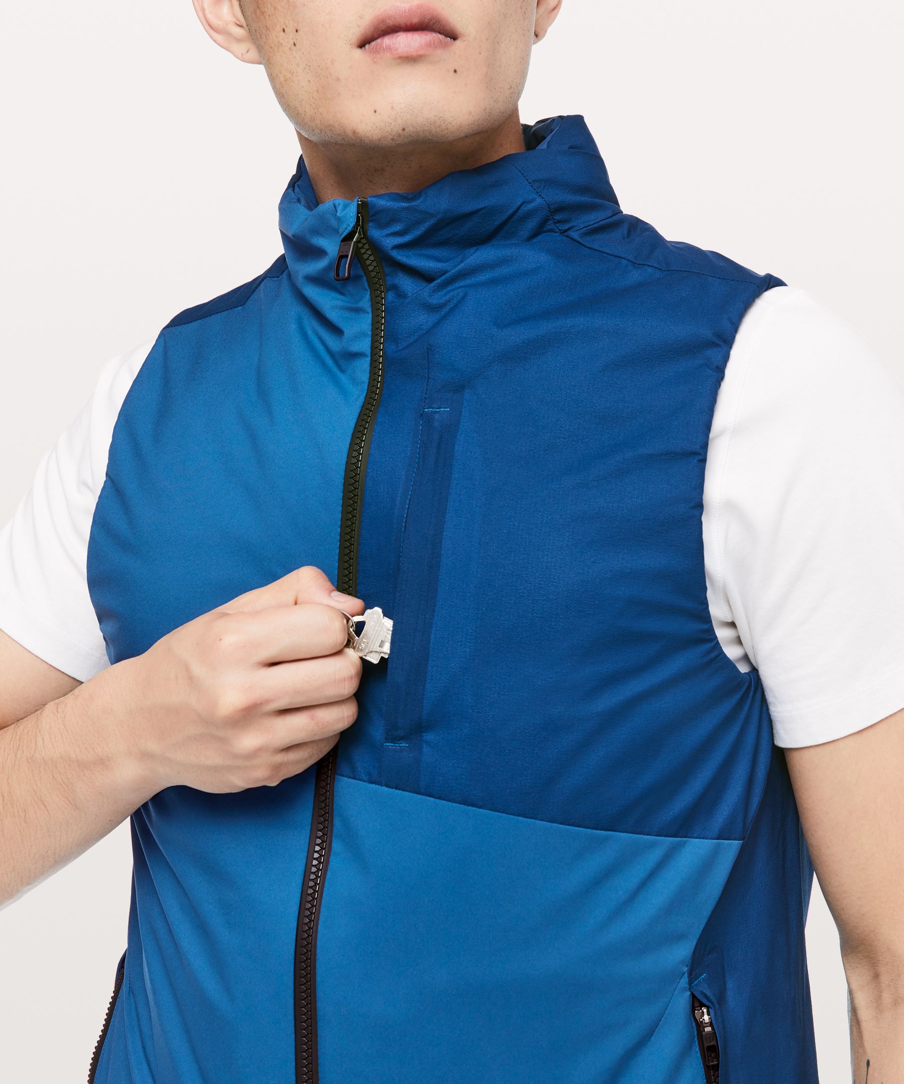 Lululemon pinnacle store warmth vest