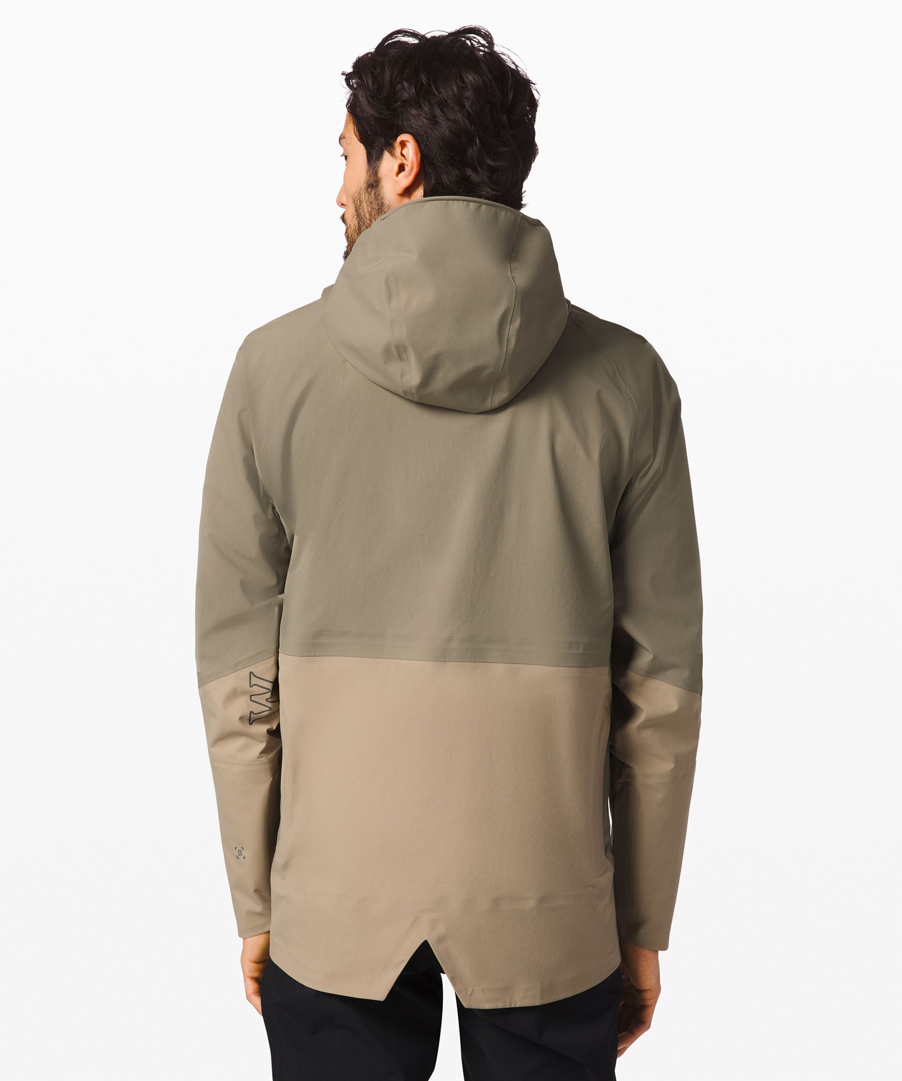 Lululemon escape and store explore rain jacket