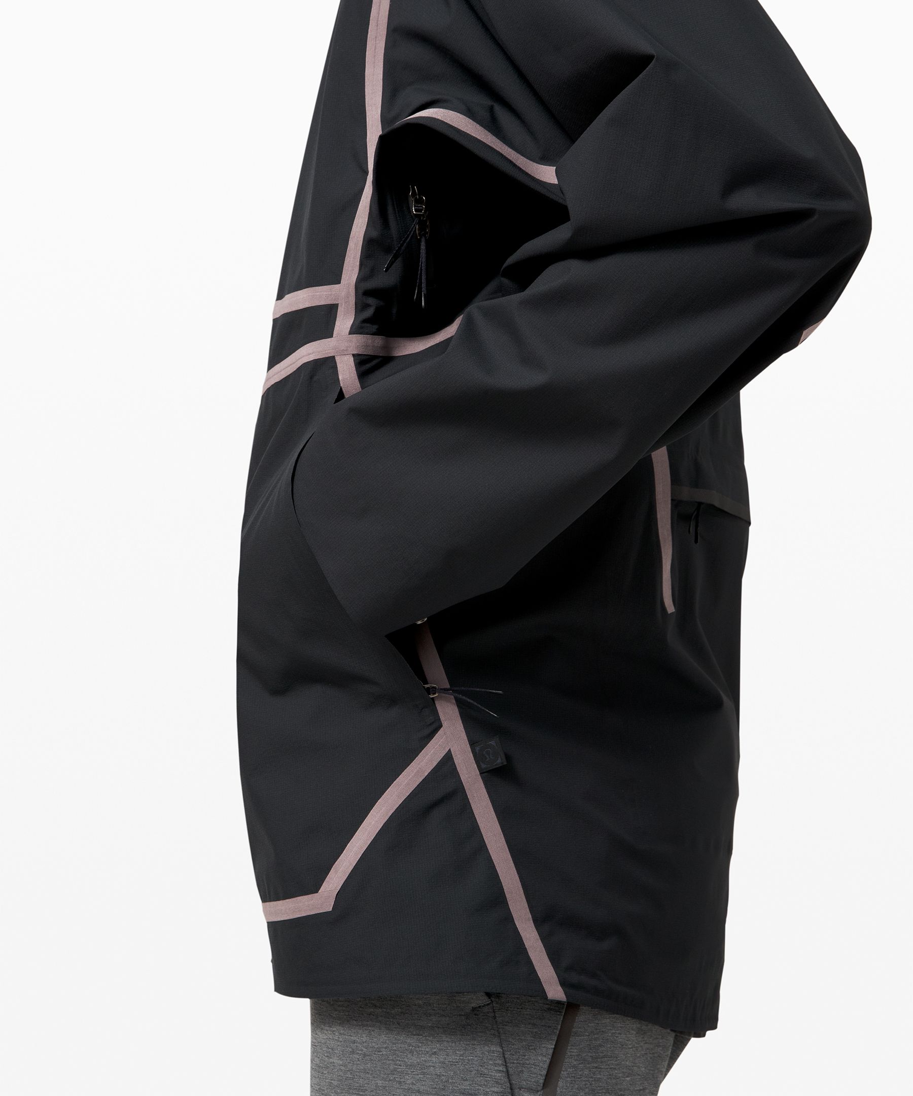 Lululemon rain 2024 supreme jacket