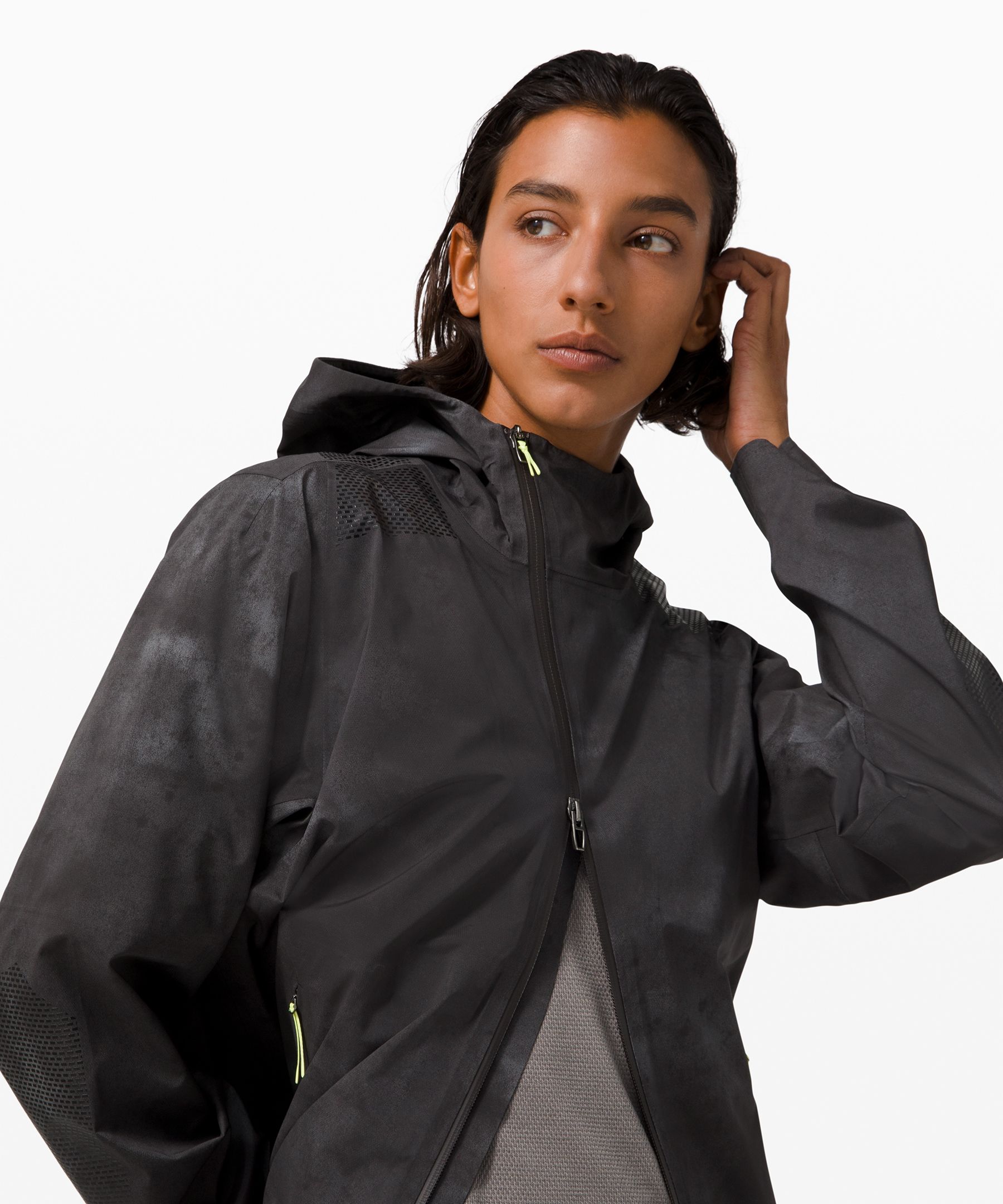 windbreaker lululemon