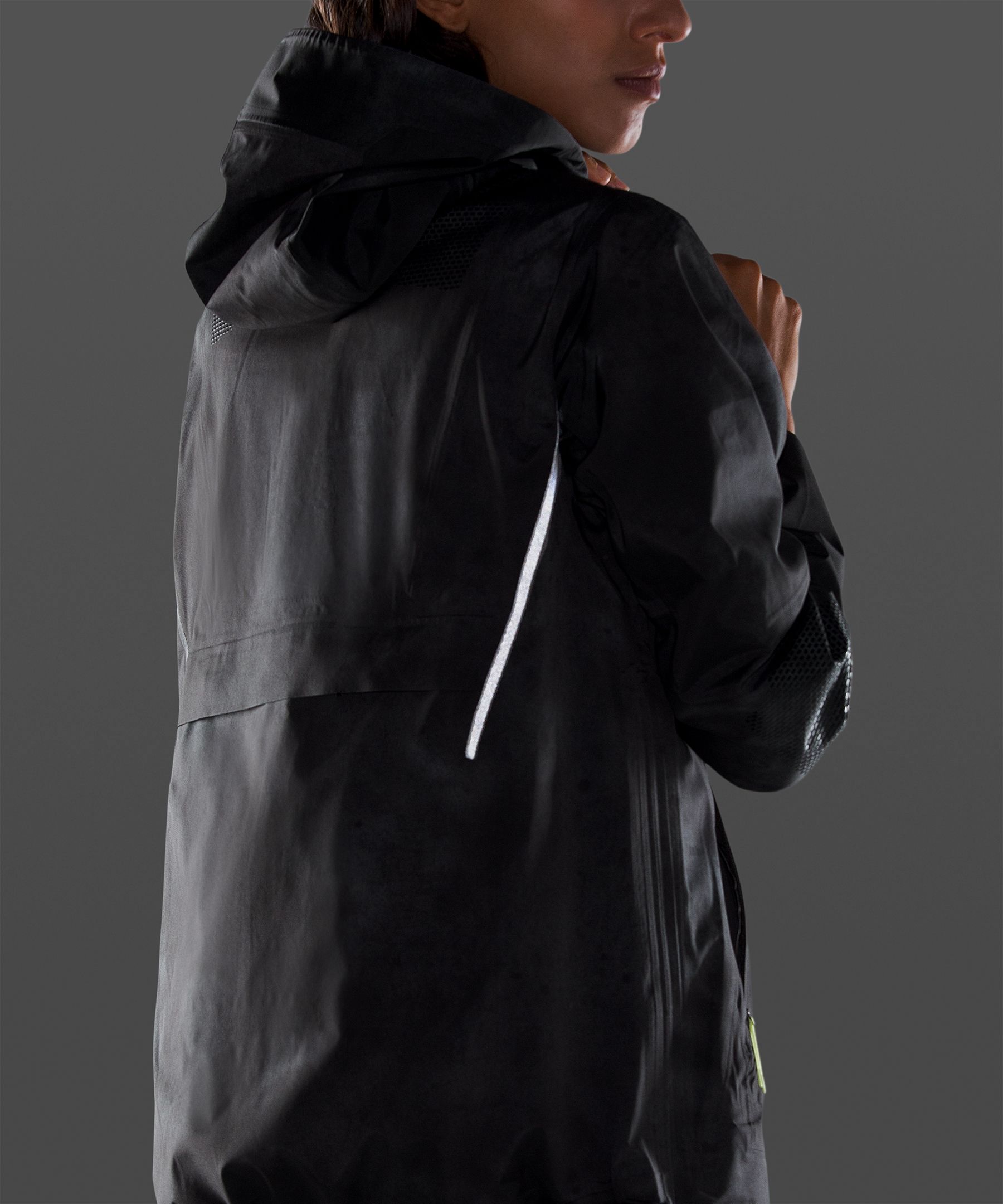 windbreaker lululemon