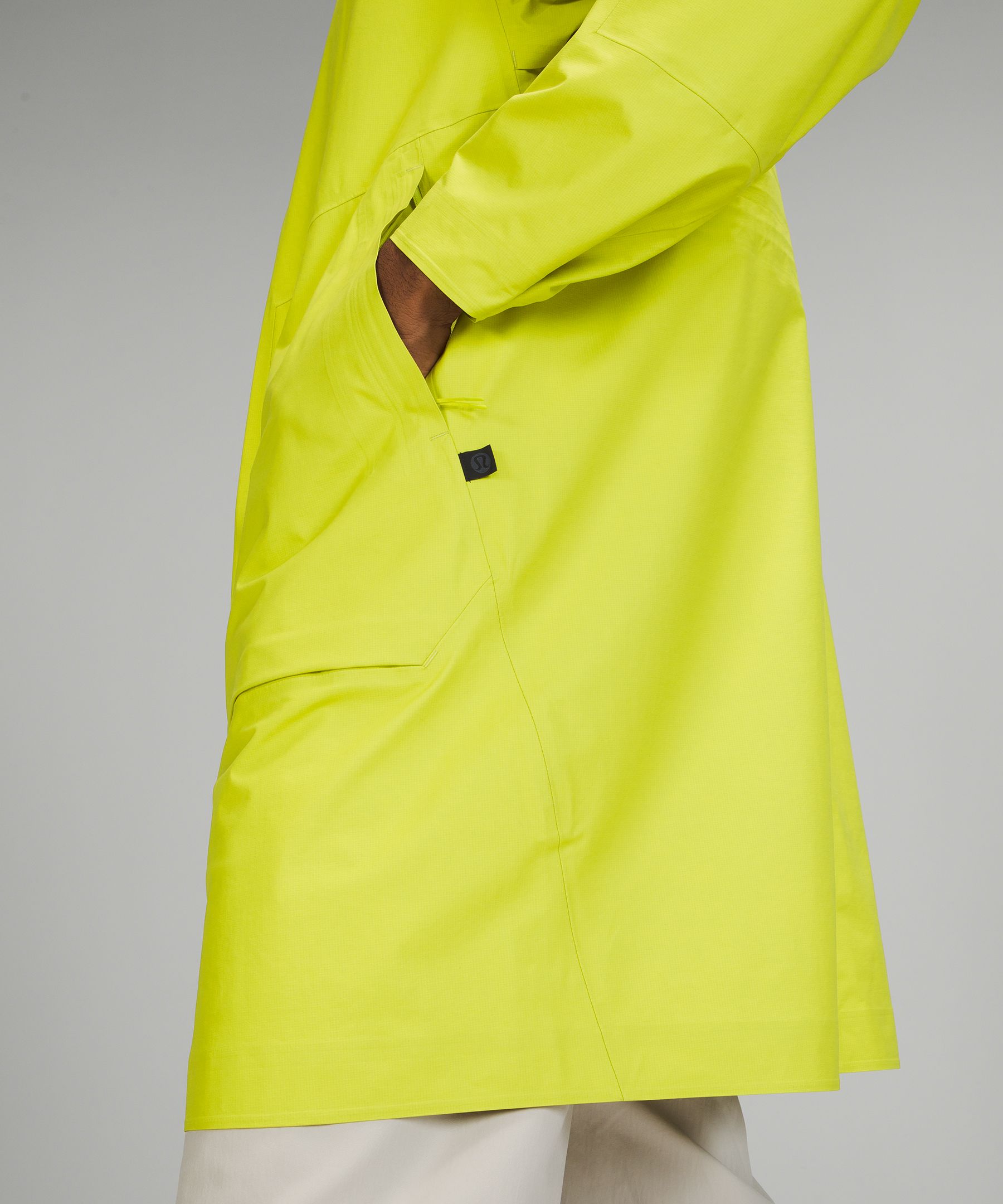 lululemon lab Waterproof Parka | ジャケット＆アウター | Lululemon JP