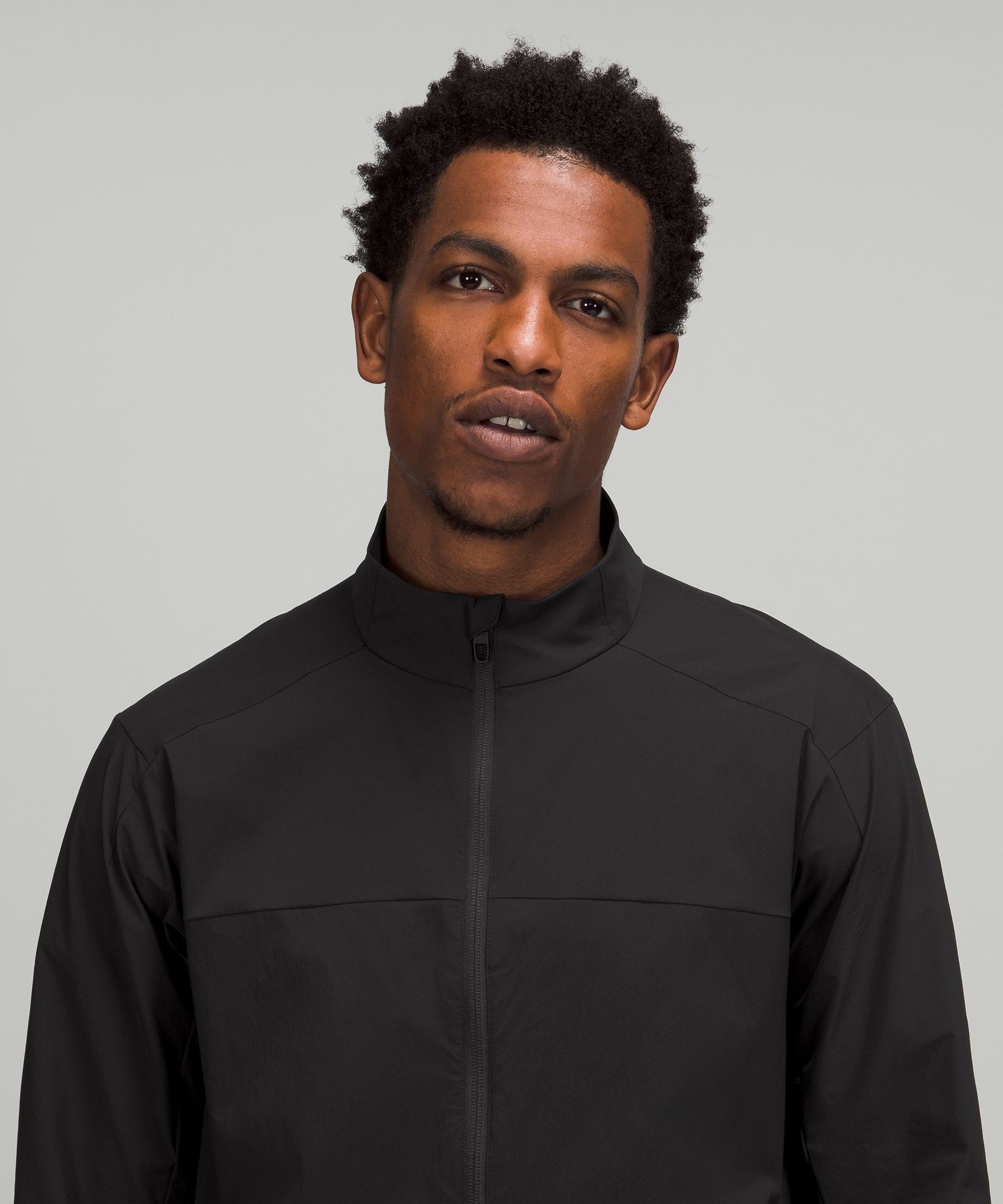 Lululemon run on online jacket