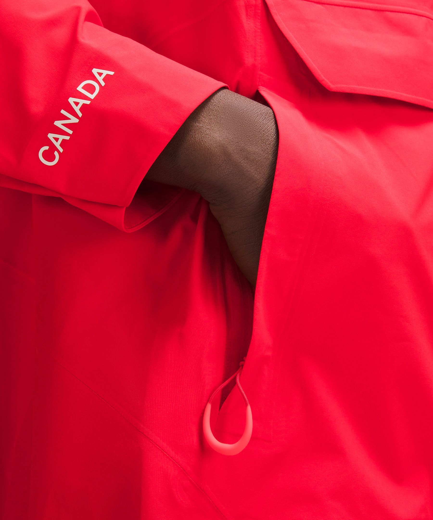 Team Canada Men's Packable Rain Poncho *COC Logo