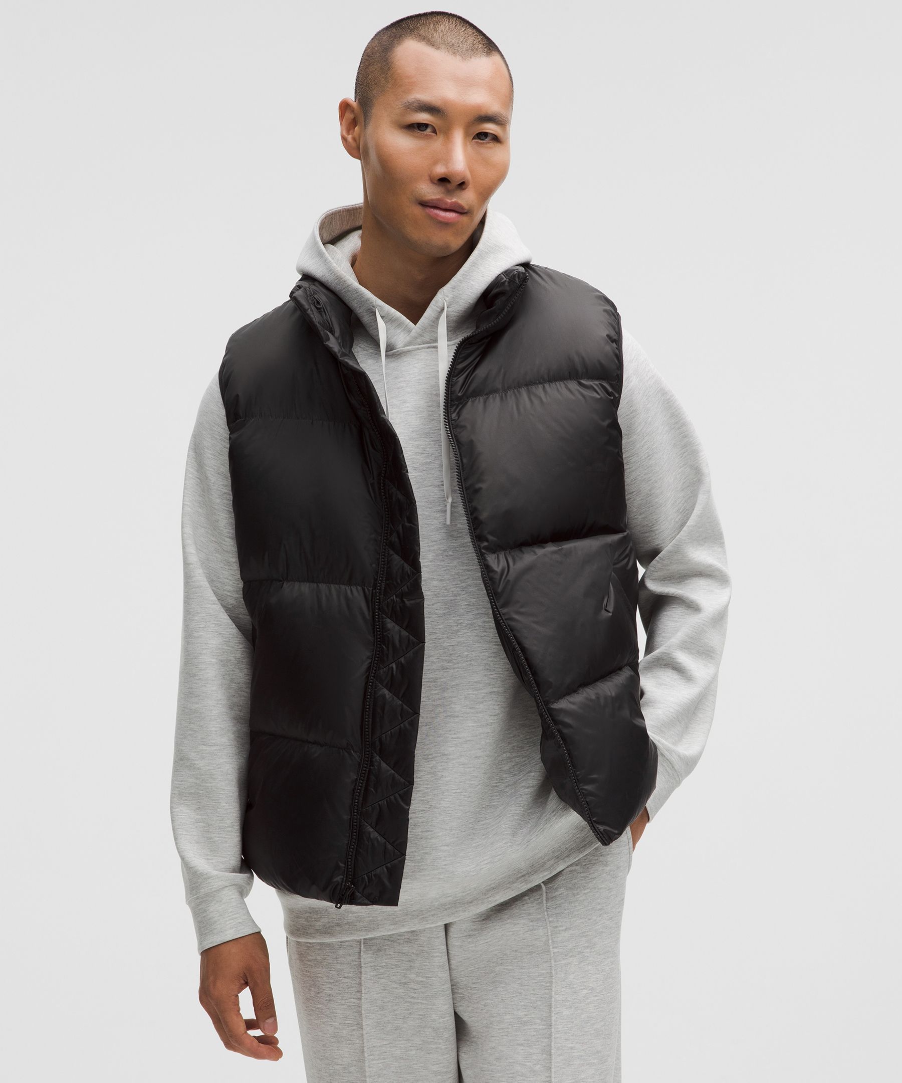 Lululemon ブラックダウンベスト フード付き Always Down パファーベスト | ジャケット&アウター | Lululemon JP