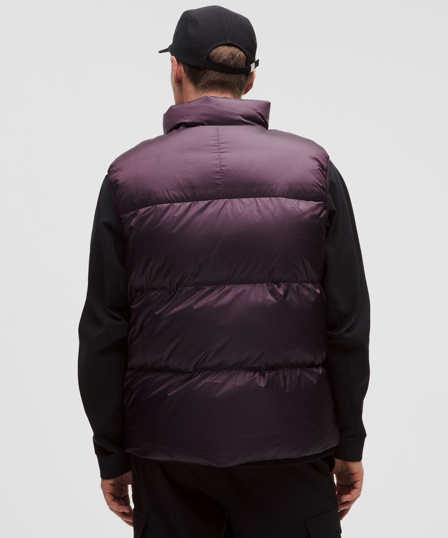 Мужской пуховый жилет Lululemon Always Down Puffer, цвет: Чёрный сливовый — фото 3