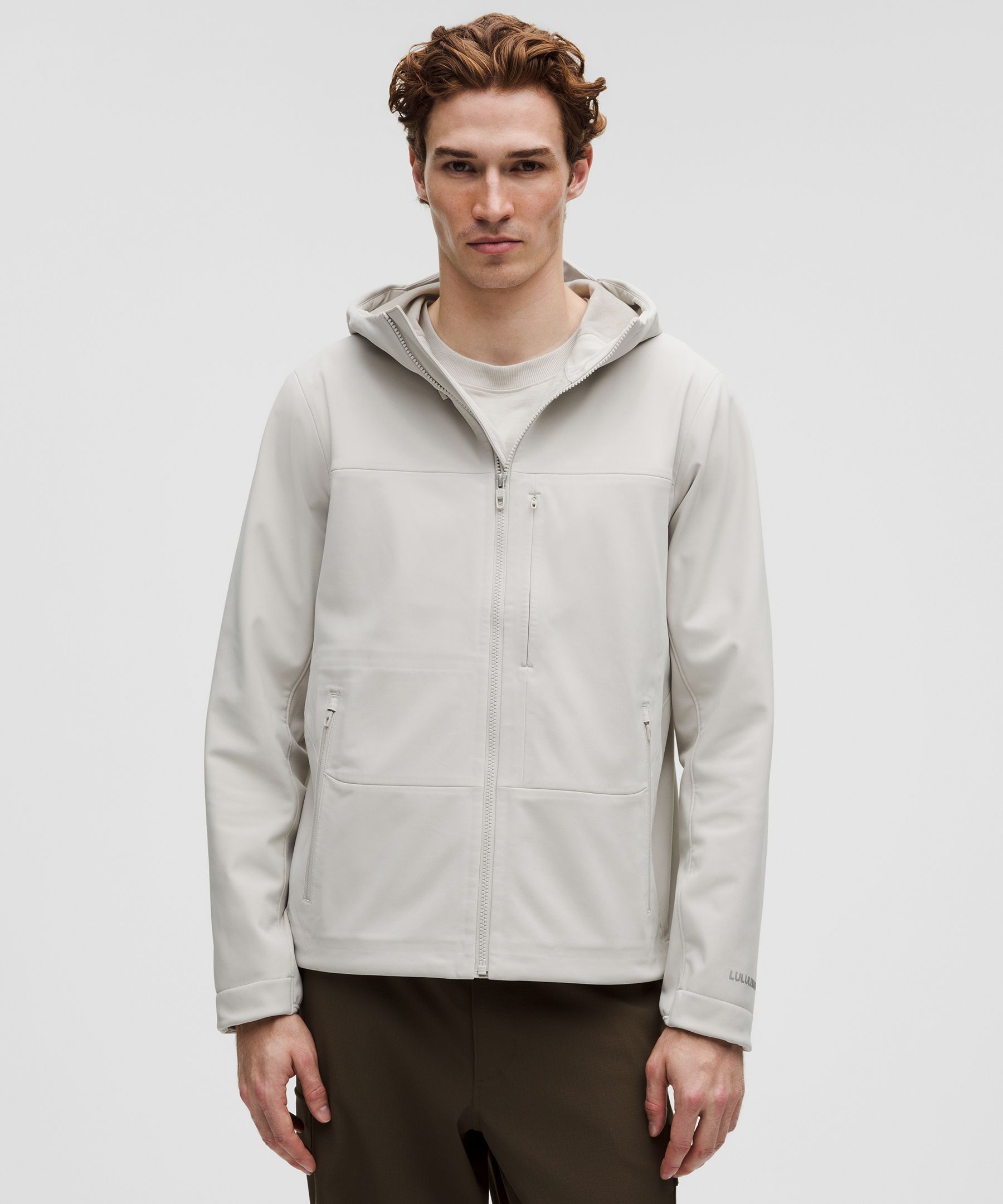 thumbnail image 2 of The Metallc Shmmer Zp Up Wndbreaker S A Stylsh And Eye-catchng Outerwear Pece.… N 2024 2 of 14
