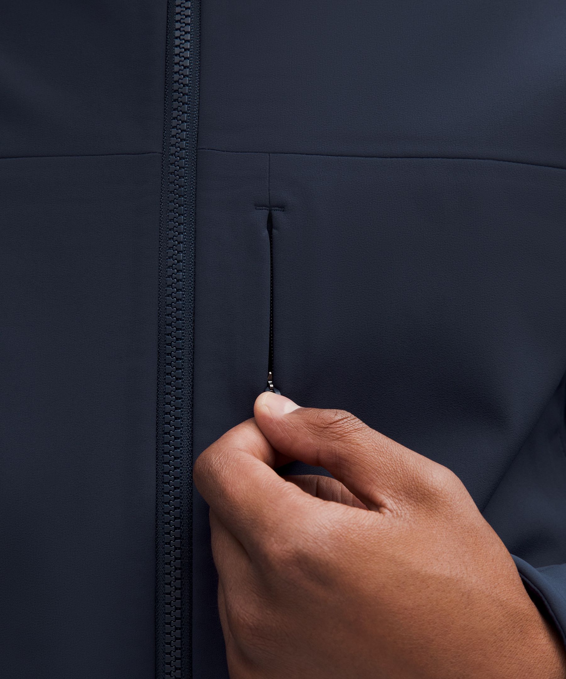 Lululemon Men's Cross Chill City-to-trail Jacket