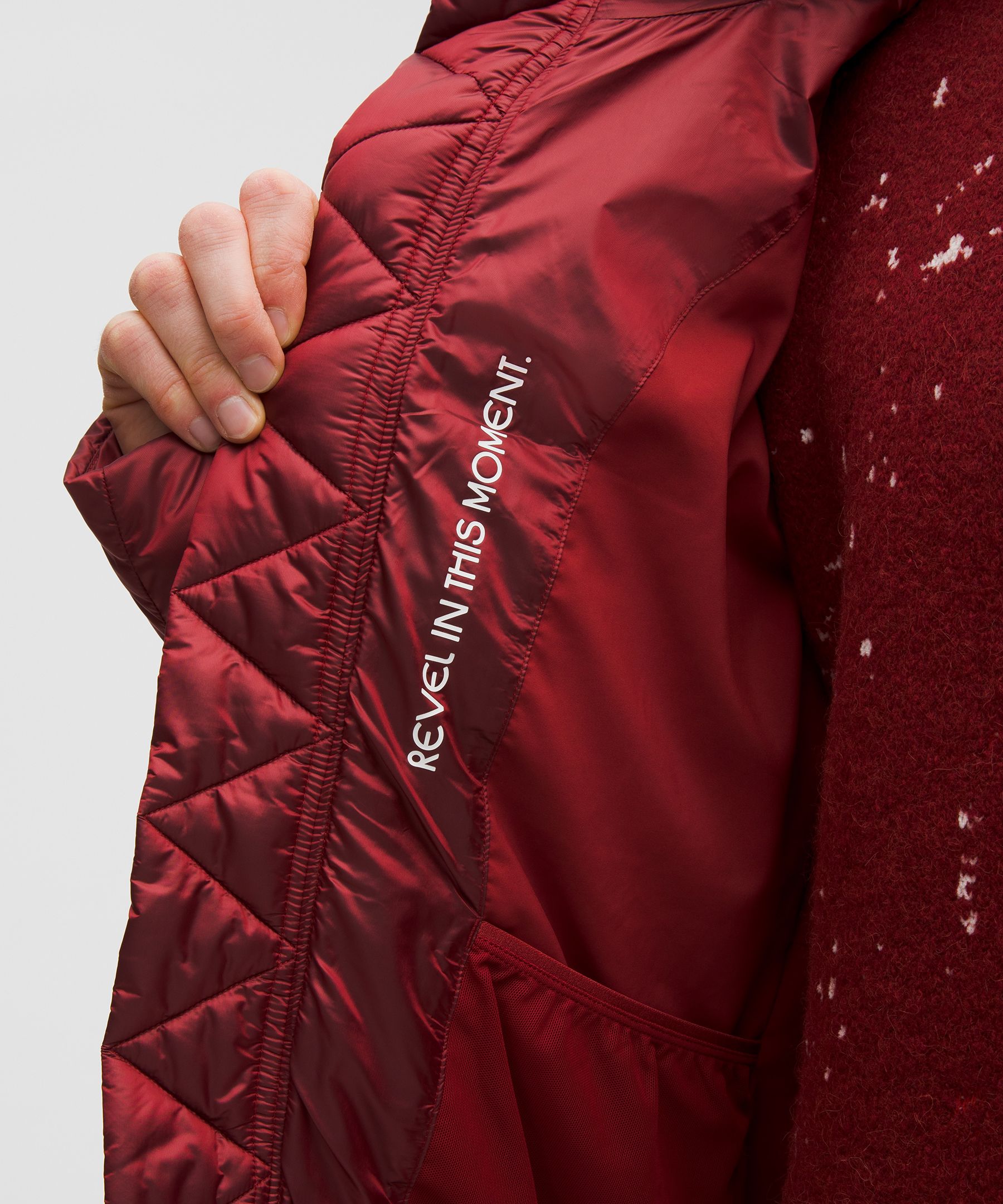 Team Canada Men's Wunder Puff Large-Hood Jacket Shine *COC Logo