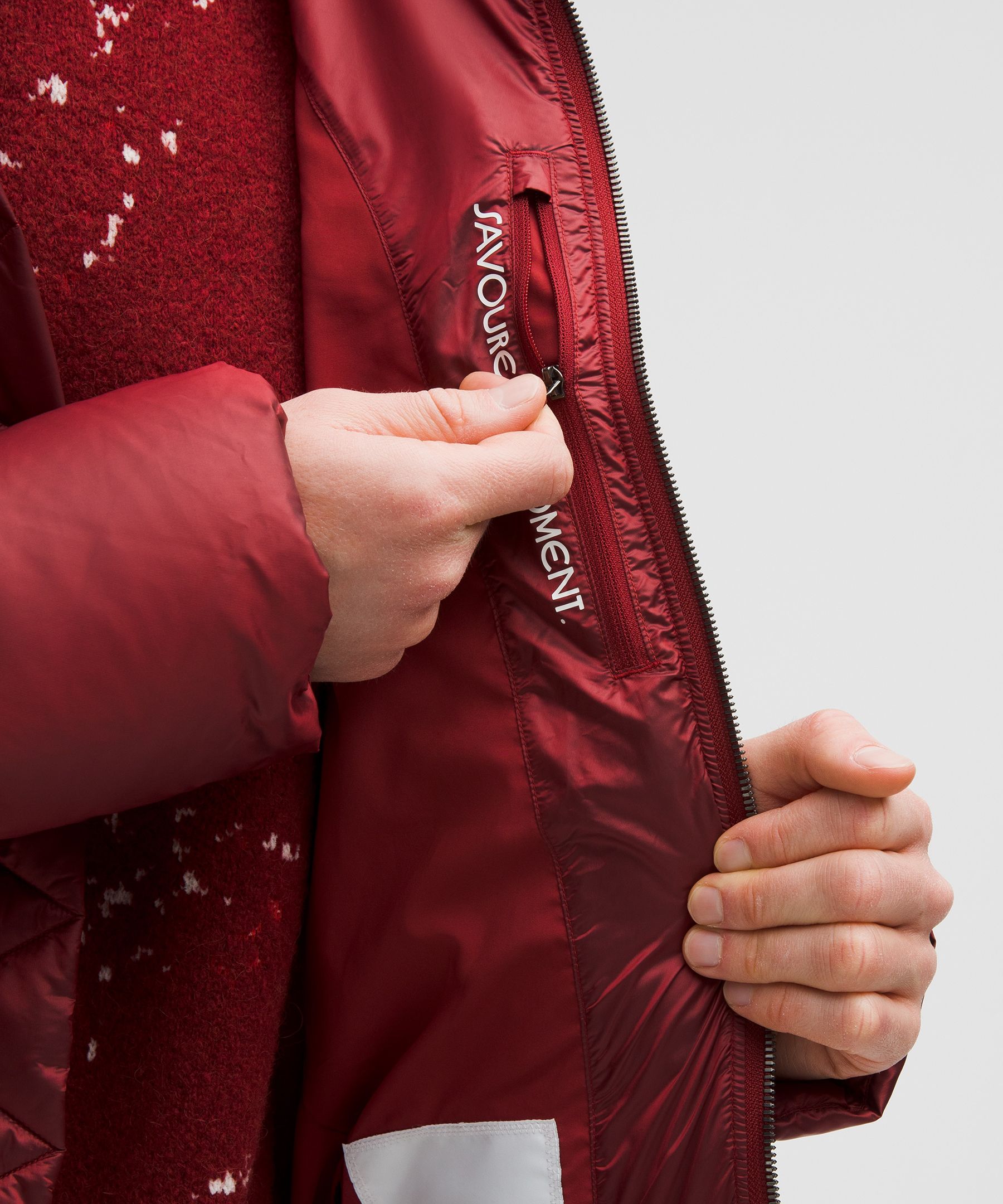 Team Canada Men's Wunder Puff Large-Hood Jacket Shine *COC Logo