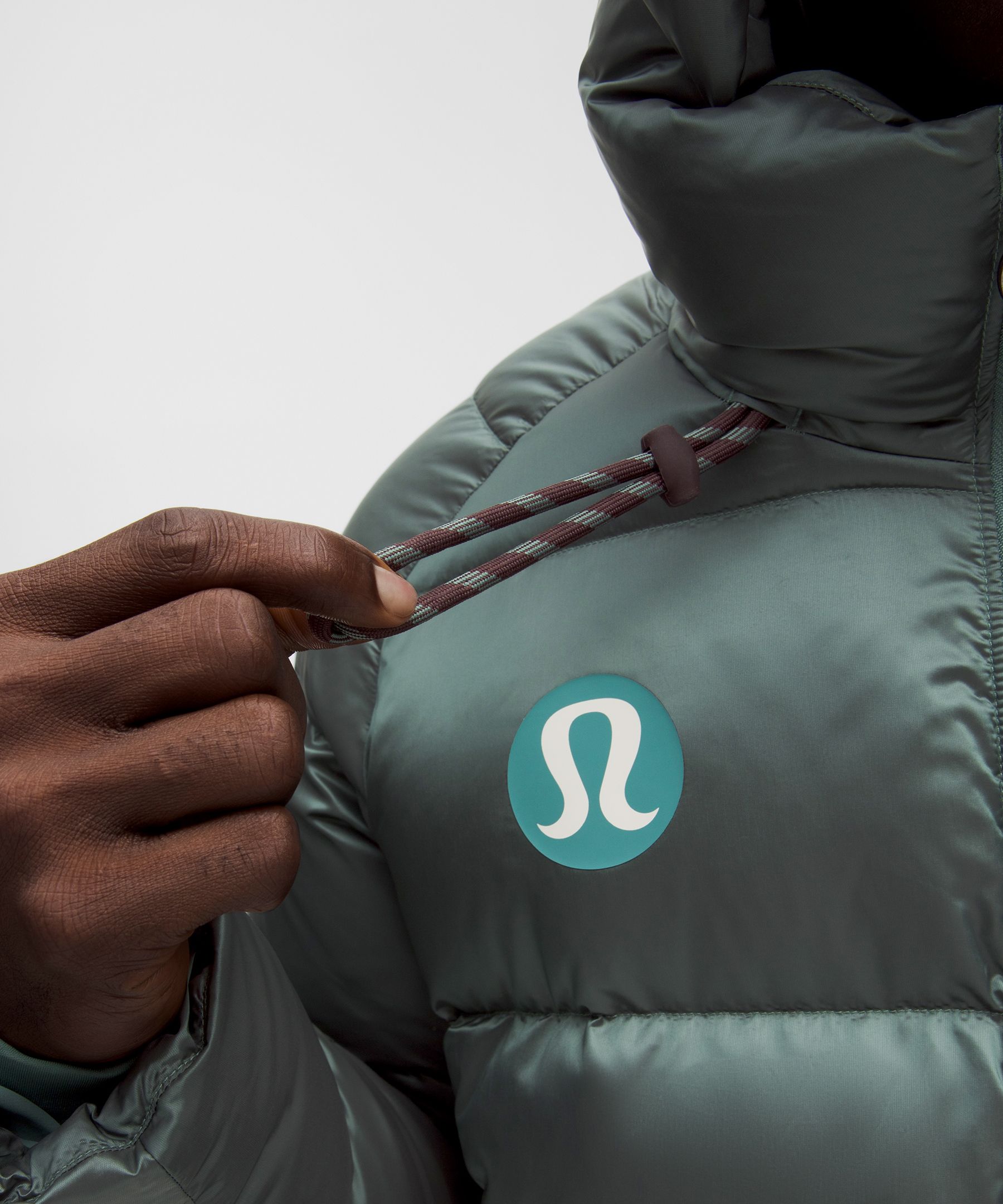 Team Canada Men's Wunder Puff Large-Hood Jacket Shine *CPC Logo