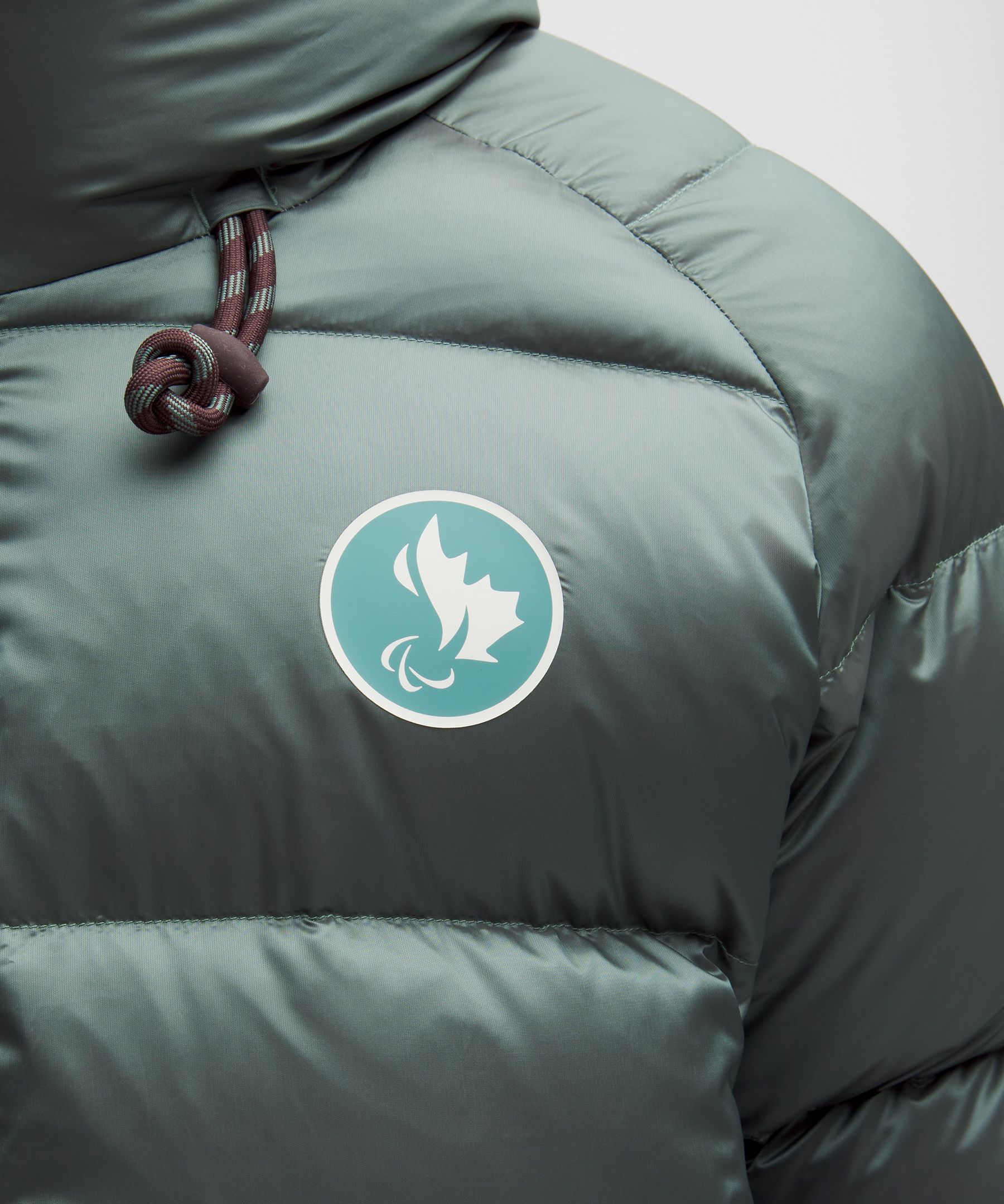 Team Canada Men's Wunder Puff Large-Hood Jacket Shine *CPC Logo