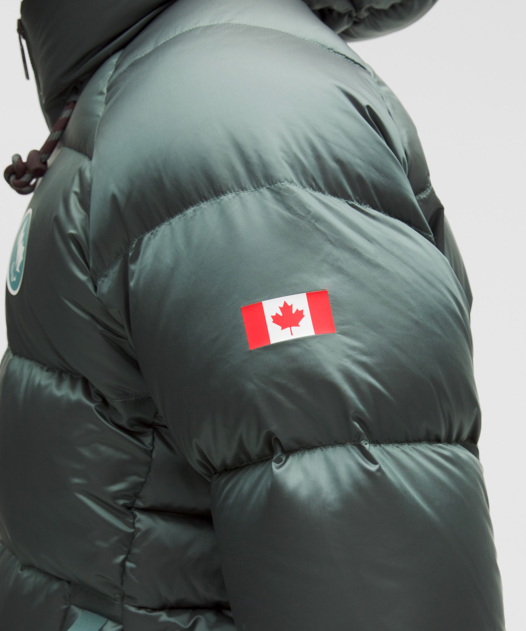 Team Canada Men's Wunder Puff Large-Hood Jacket Shine *CPC Logo