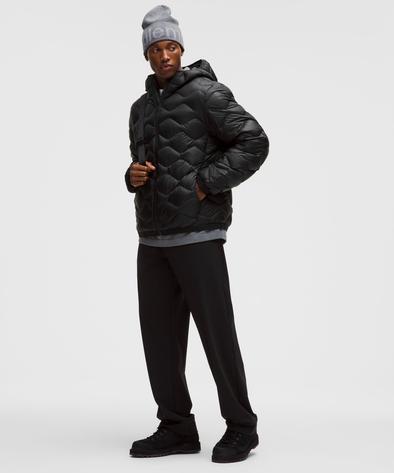 Мужская пуховая куртка с капюшоном Lululemon Featherweight 900-Down-Fill — фото 2