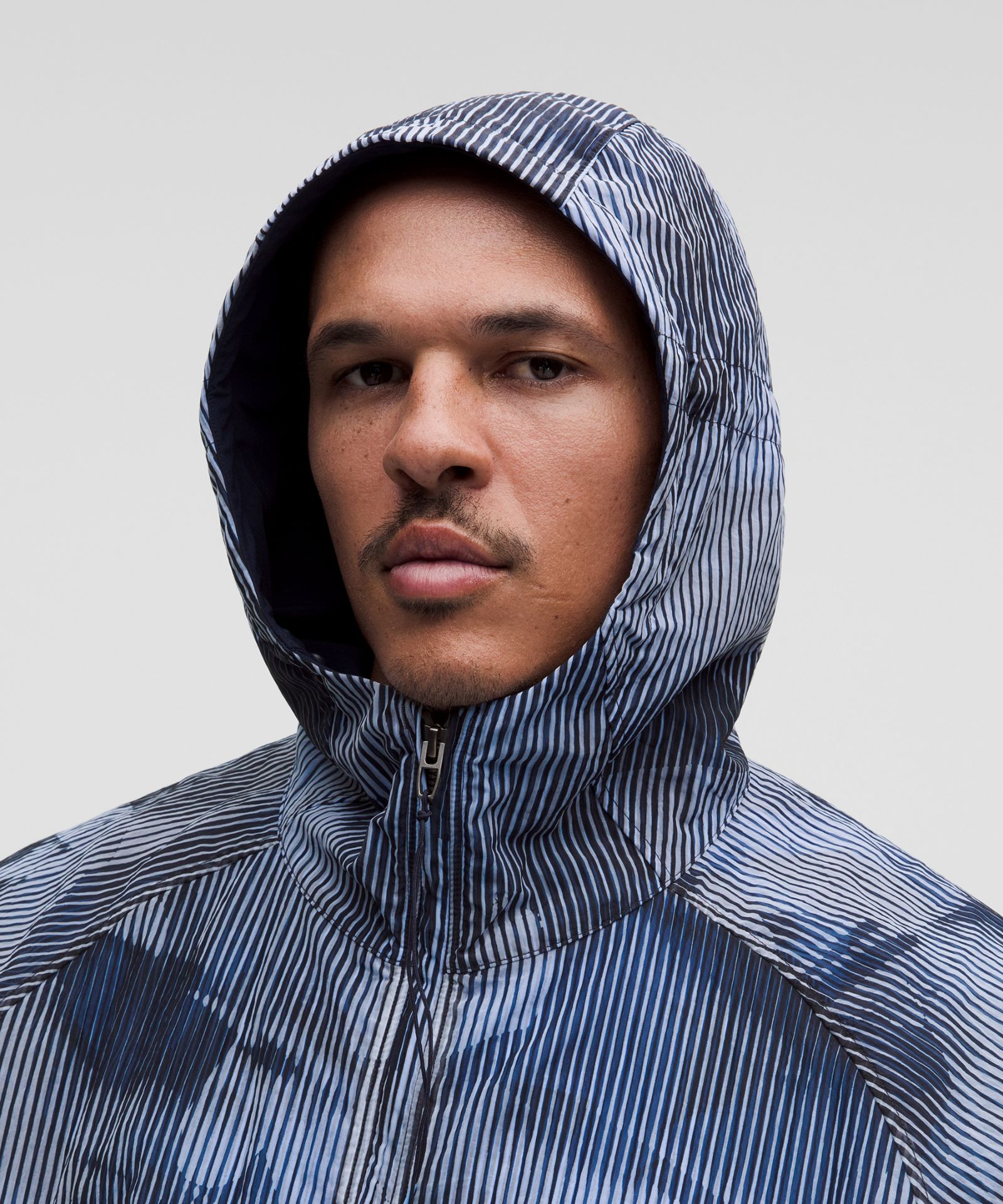 Мужская куртка Lululemon Transparent Overlay — фото 4