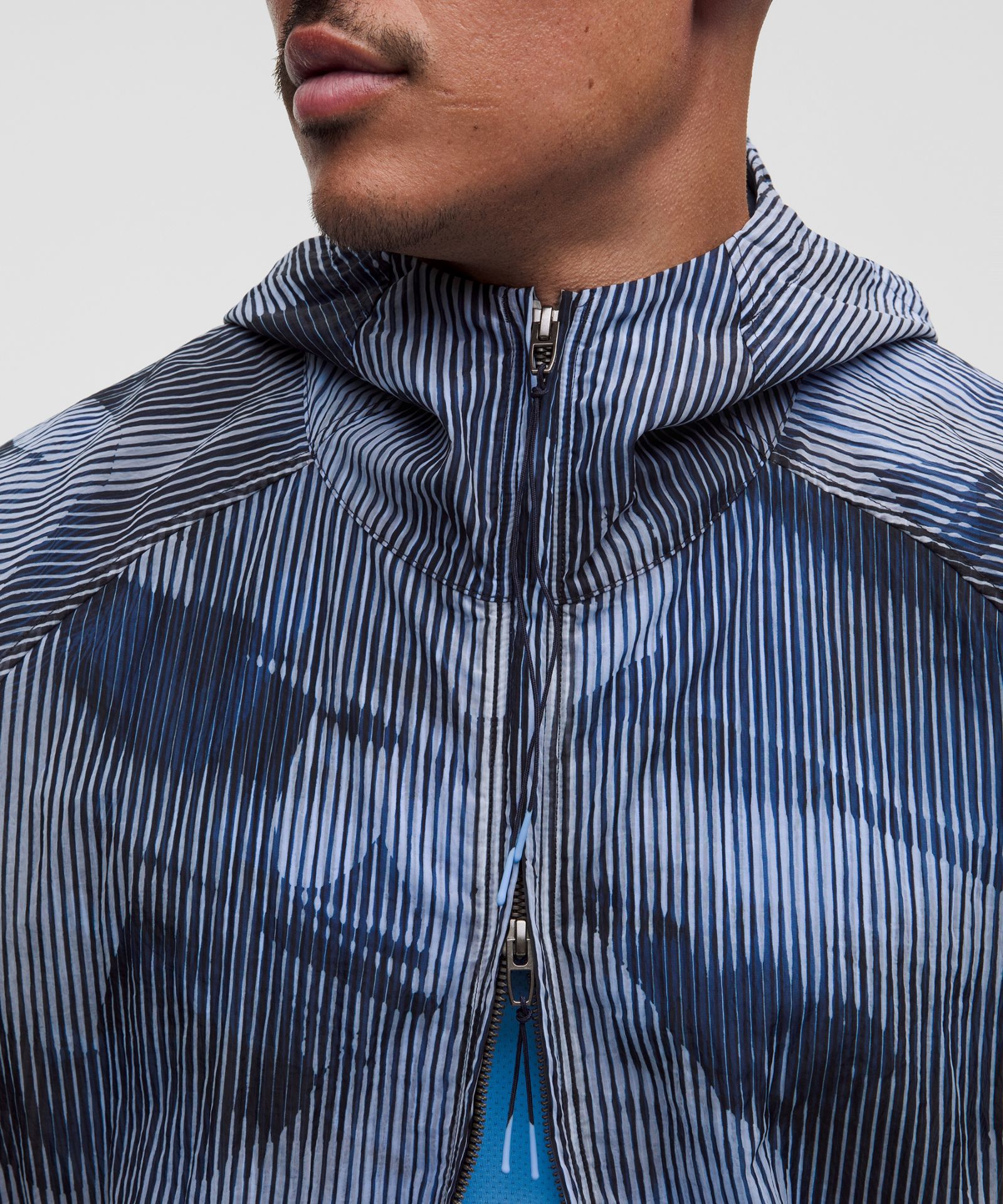 Мужская куртка Lululemon Transparent Overlay — фото 6