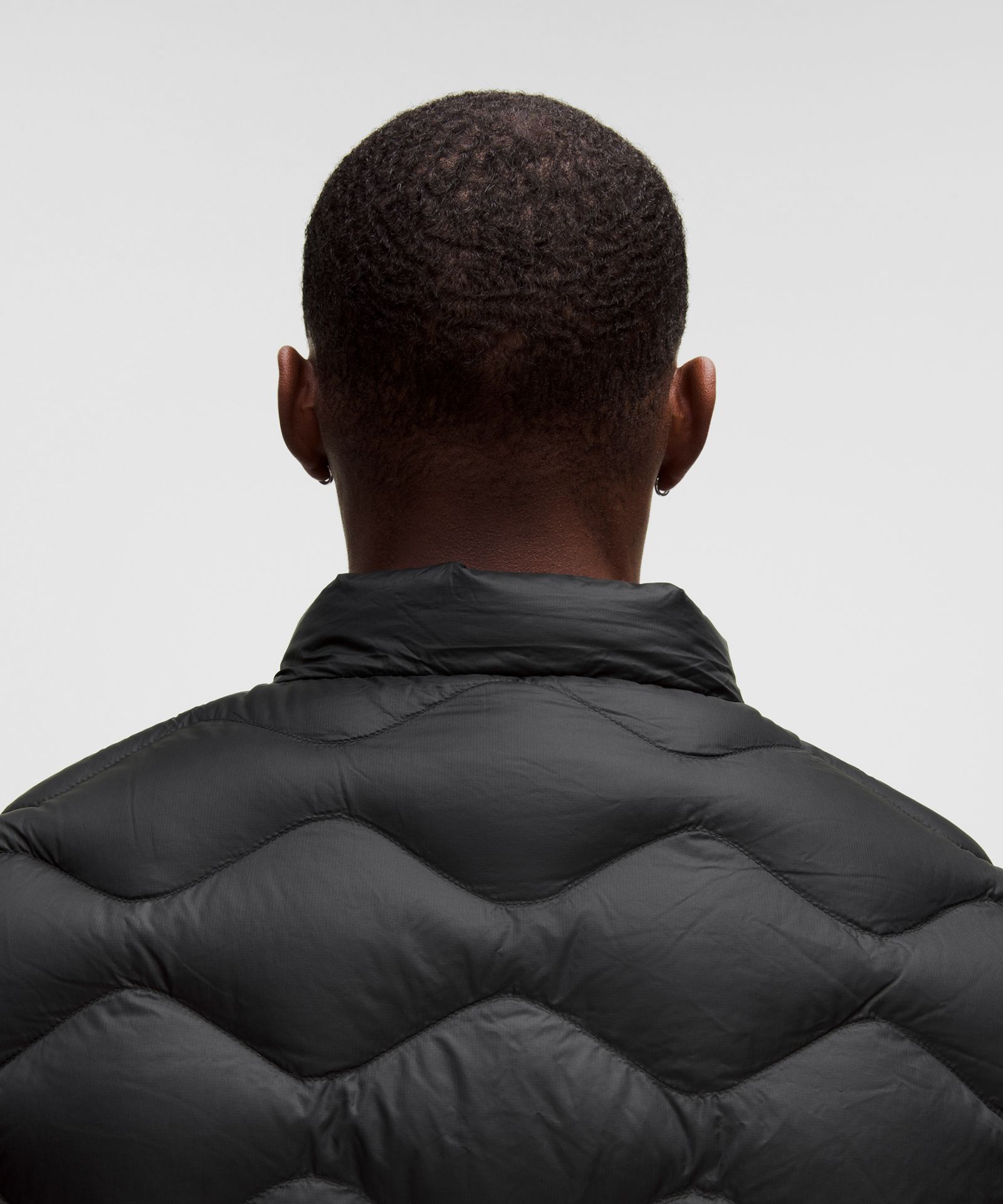Мужской пуховый жилет Lululemon Featherweight 900-Down-Fill — фото 8