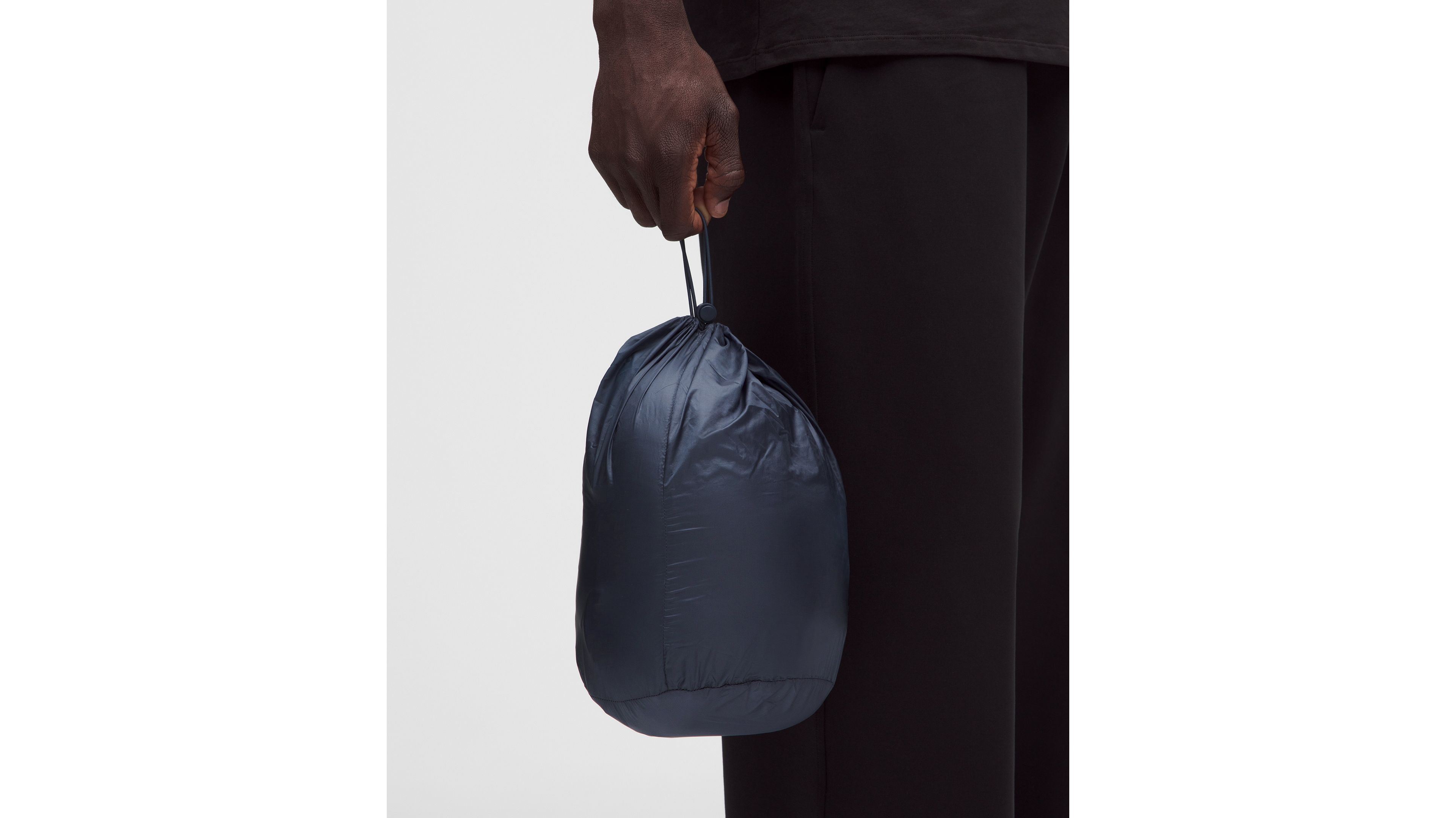Men's Featherweight Stand-Neck Quilted Puffer